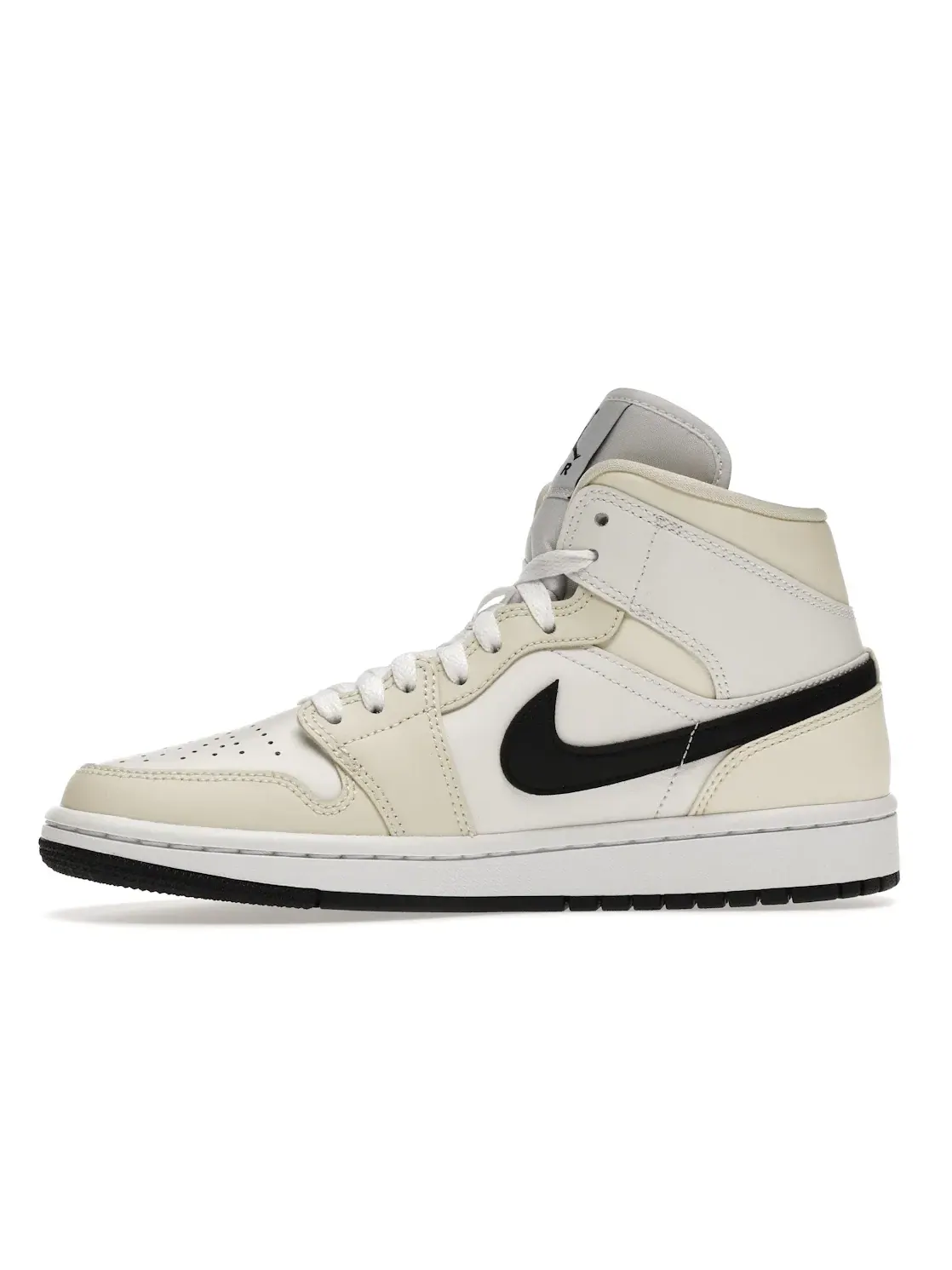 Женские кроссовки Lifestyle с кожаным верхом Jordan 1 Mid Coconut Milk Jordan — изображение 3 из 4, черный-белый-белый