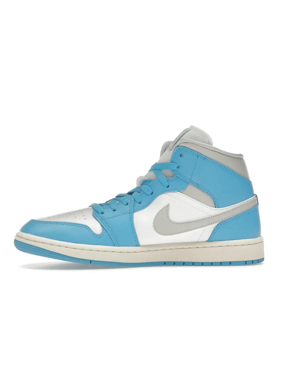 Женские кроссовки Lifestyle Jordan 1 Mid — изображение 3 из 4
