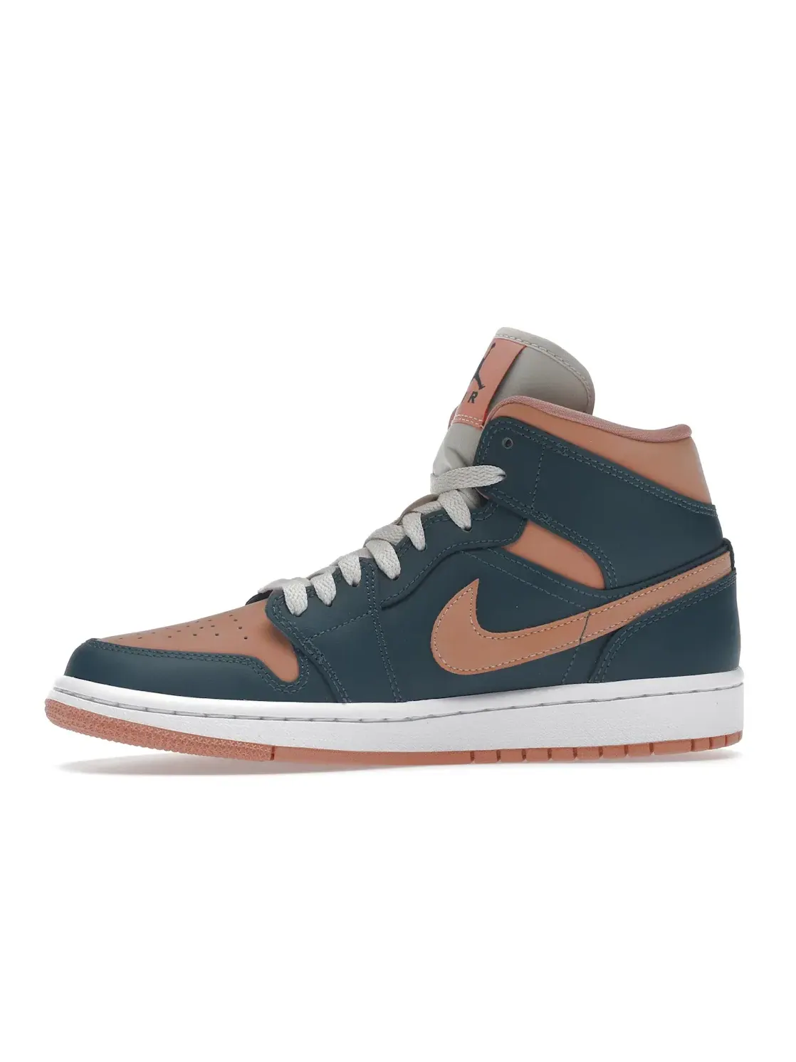 Женские кроссовки высокие с контрастной подошвой Jordan 1 Mid Jordan — изображение 3 из 4, темный зеленый
