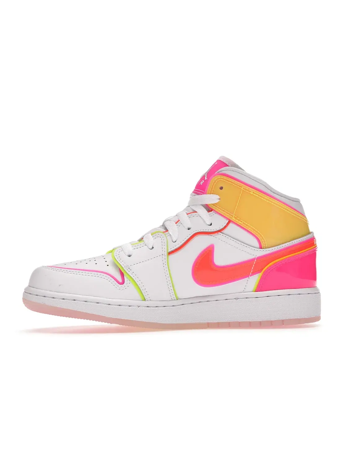 Детские кроссовки для мальчиков с контрастной отделкой Jordan 1 Mid Edge Glow (GS) Jordan — изображение 3 из 4