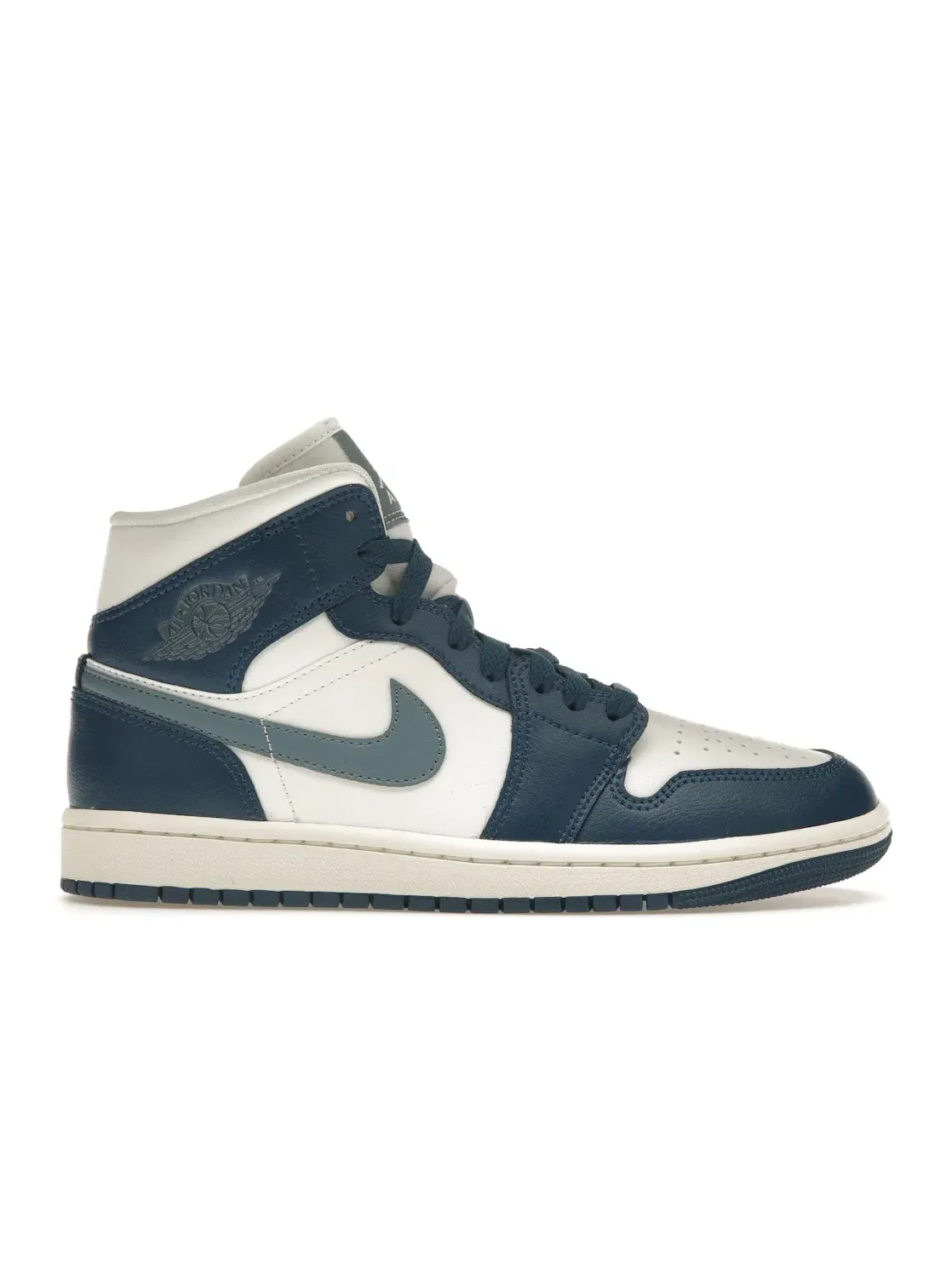 Женские кроссовки Lifestyle с цветовой блокировкой Jordan 1 Mid — изображение 1 из 4, синий//синий