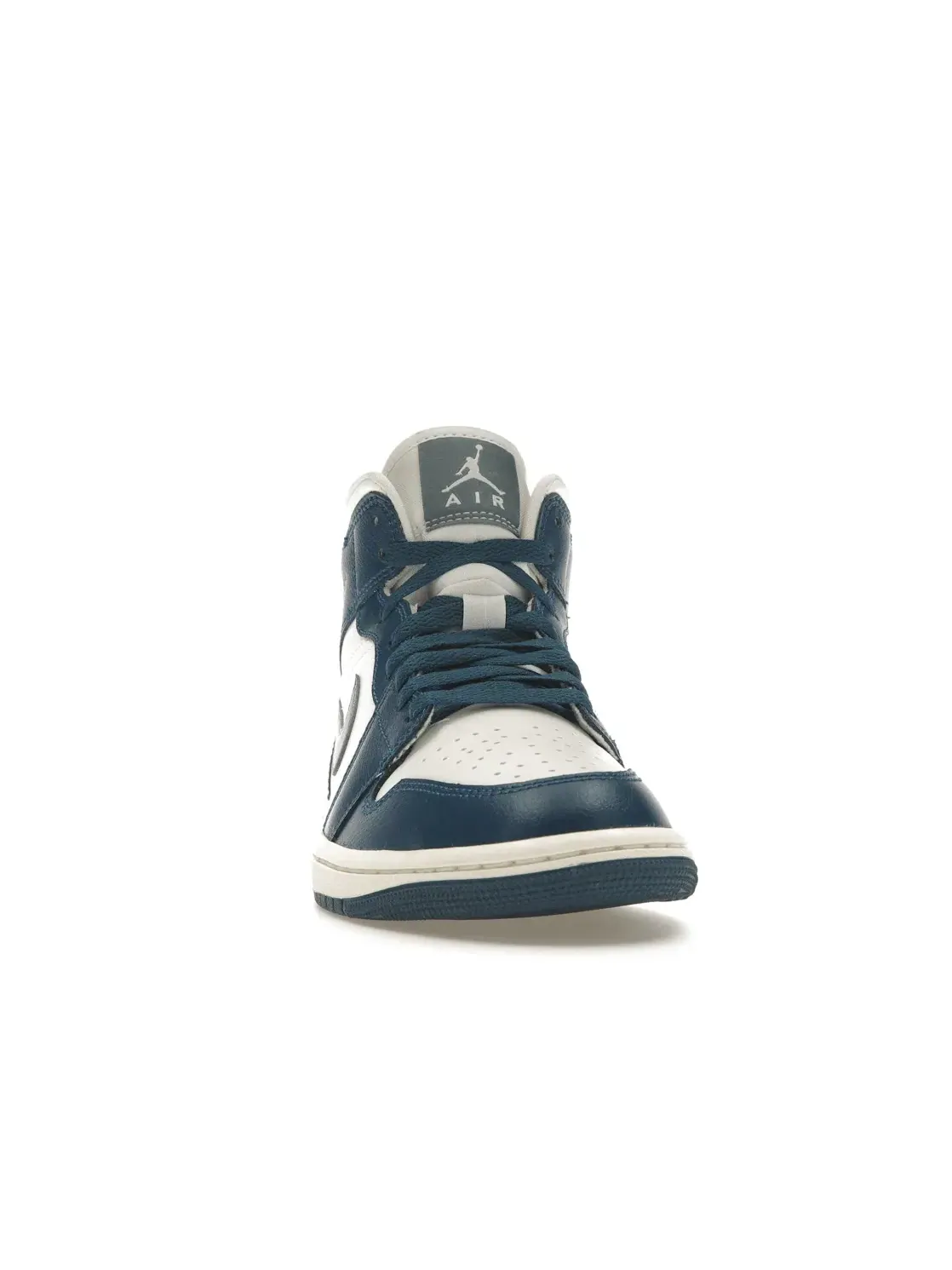 Женские кроссовки Lifestyle с цветовой блокировкой Jordan 1 Mid — изображение 2 из 4, синий//синий