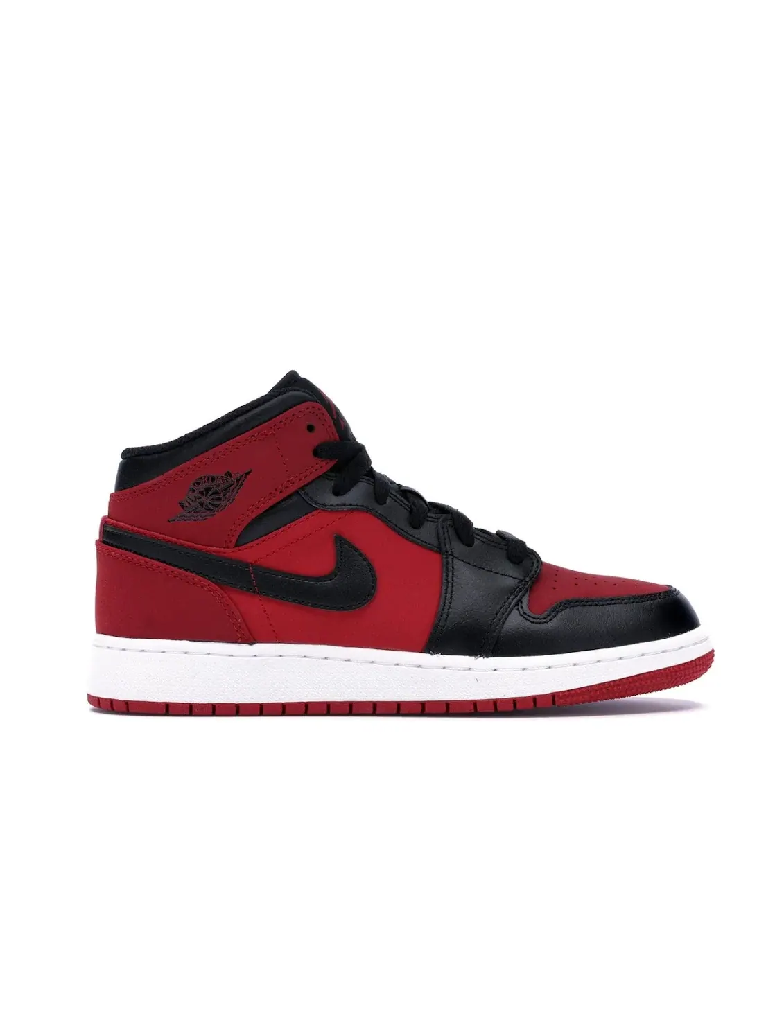 Детские кроссовки для мальчиков с патент-кожей Jordan 1 Mid Jordan — изображение 1 из 4, красный/черный-белый