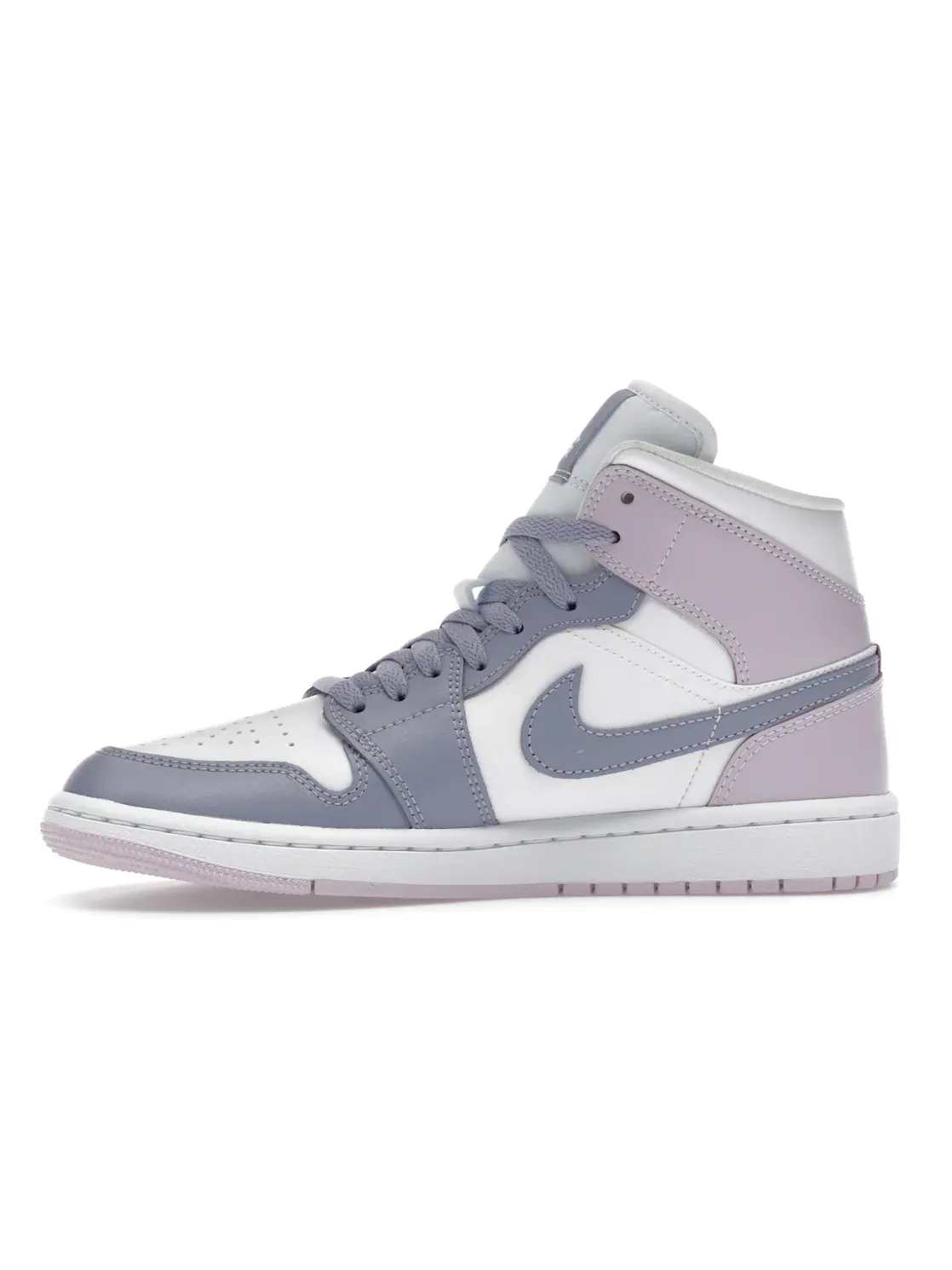 Женские кроссовки Lifestyle с пастельной цветовой гаммой Jordan 1 Mid — изображение 3 из 4, индиго//белый