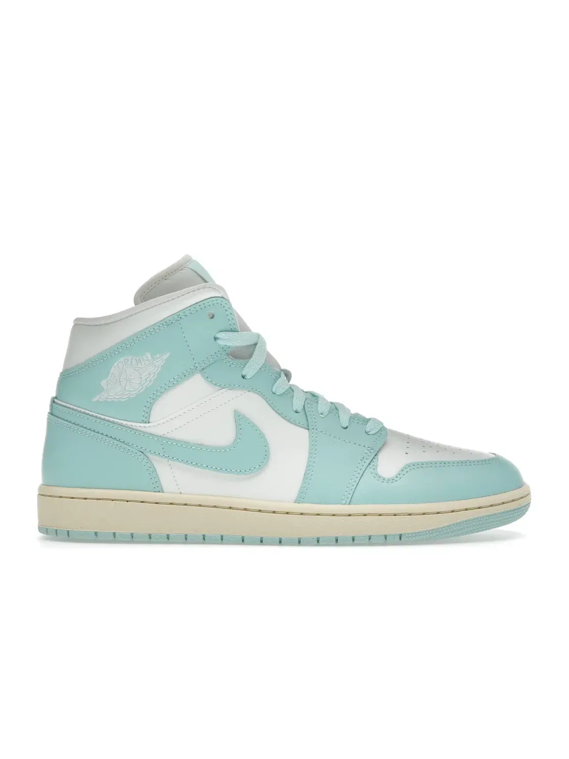 Женские кроссовки Lifestyle с перфорированным носком Jordan 1 Mid Jordan, Sail/Muslin/Light Dew — изображение 1 из 4