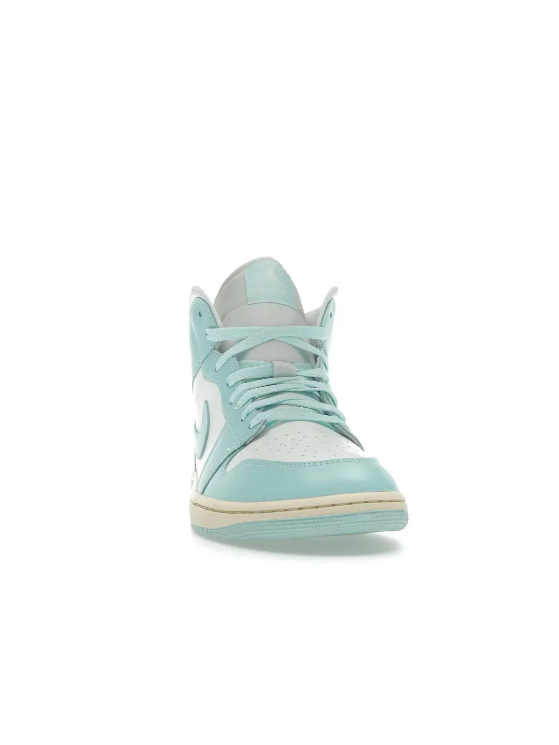 Женские кроссовки Lifestyle с перфорированным носком Jordan 1 Mid Jordan, Sail/Muslin/Light Dew — изображение 2 из 4