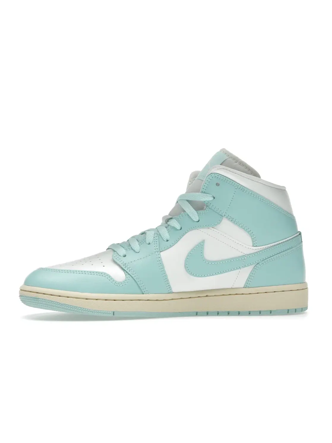 Женские кроссовки Lifestyle с перфорированным носком Jordan 1 Mid Jordan, Sail/Muslin/Light Dew — изображение 3 из 4