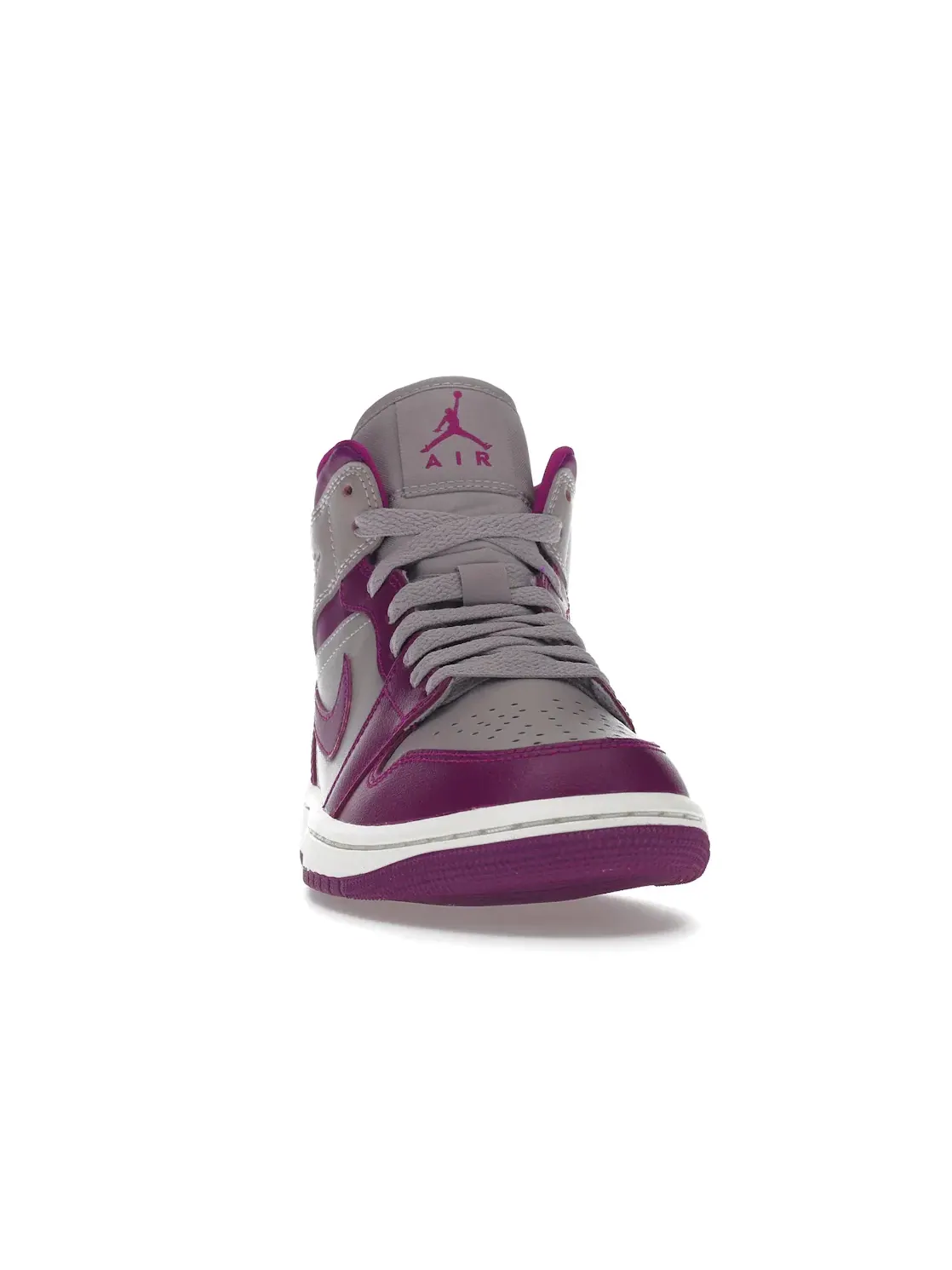 Женские кроссовки с перфорацией Jordan 1 Mid — изображение 2 из 4, светлый серый/белый