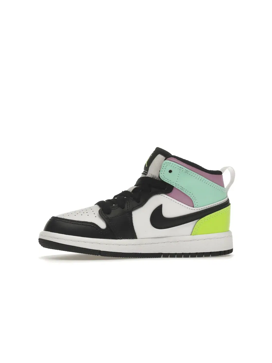 Детские кроссовки с кожаным верхом Jordan 1 Mid — изображение 3 из 4, белый/черный--зеленый