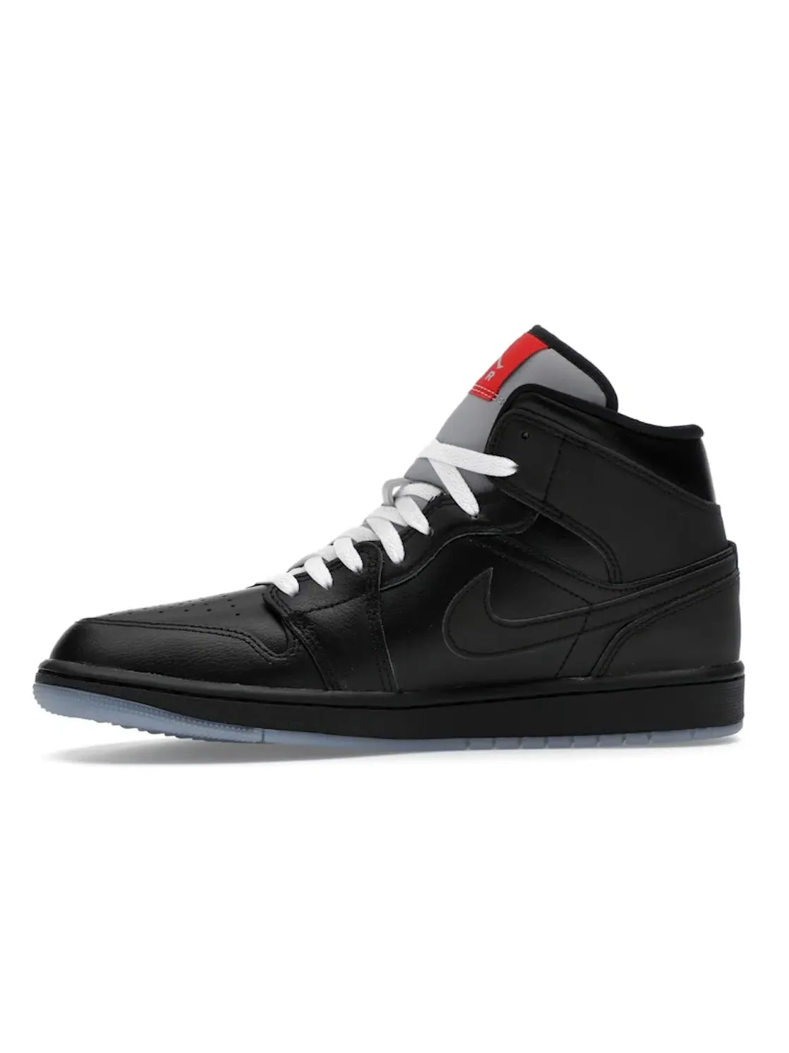 Мужские кроссовки на шнуровке Jordan 1 Mid SE Jordan — изображение 3 из 4