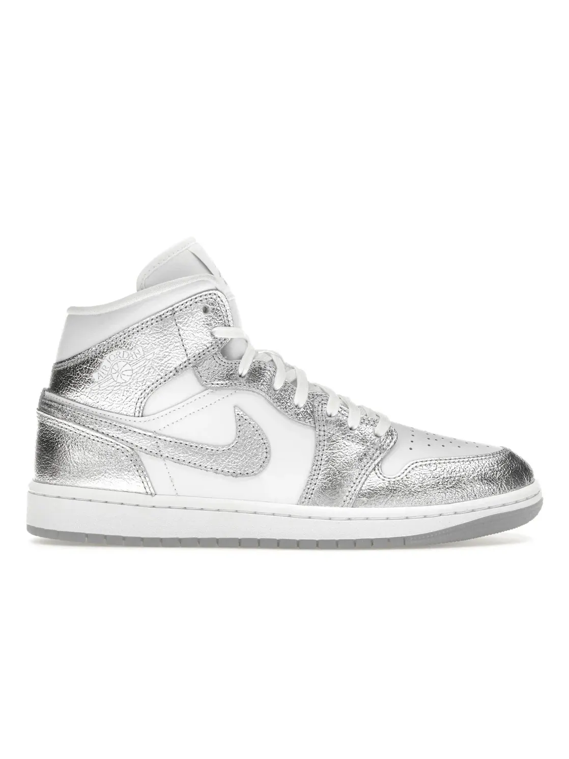Женские кроссовки Lifestyle с блестящими накладками Jordan 1 Mid SE — изображение 1 из 4