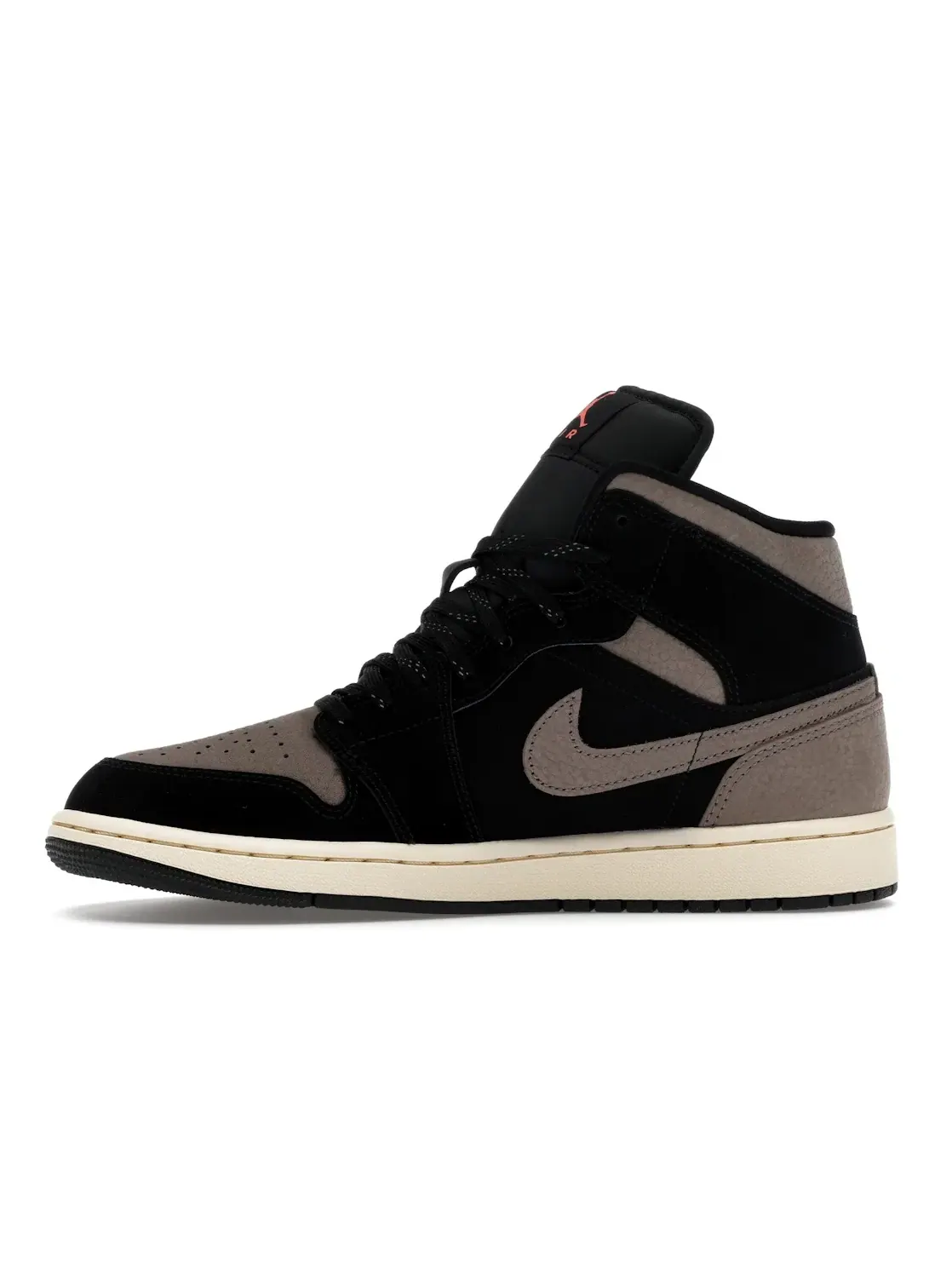 Мужские кроссовки Lifestyle Jordan 1 Mid SE — изображение 3 из 4