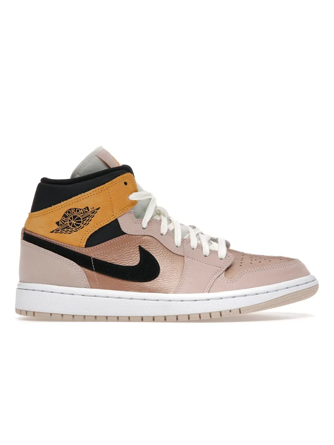 Женские кроссовки с кожаным и замшевым верхом Jordan 1 Mid SE — изображение 1 из 4