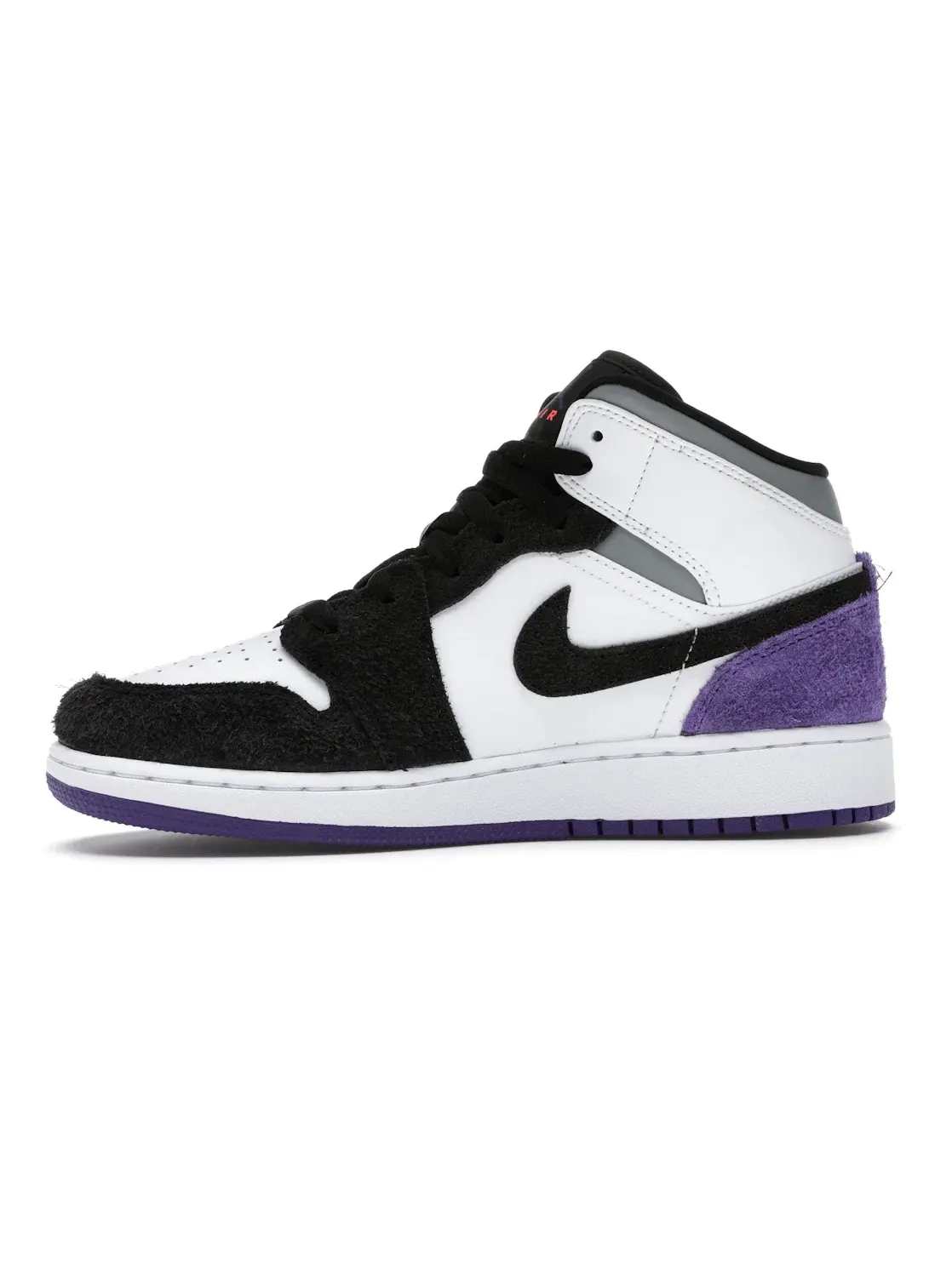 Детские кроссовки с замшевыми вставками Jordan 1 Mid SE Purple Jordan — изображение 3 из 4