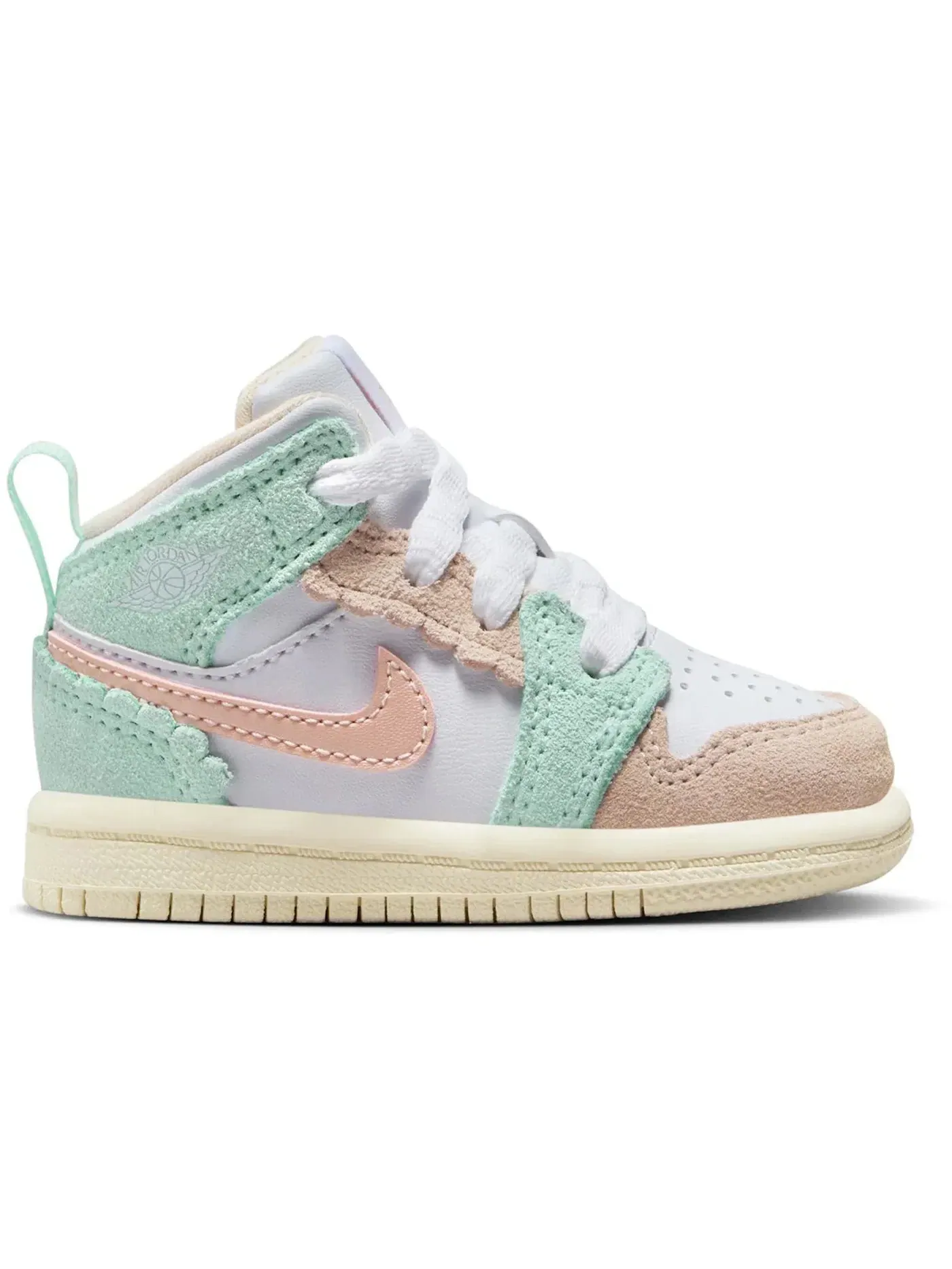 Детские кроссовки Lifestyle с гофрированным краем Jordan 1 Mid SE — изображение 1 из 1, белый/розовый