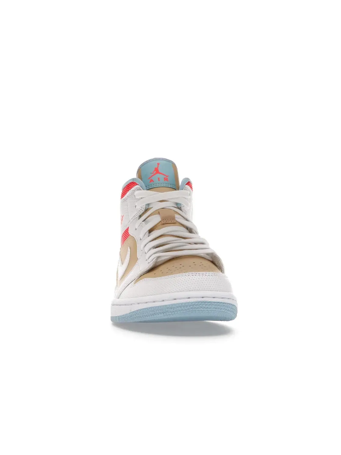 Женские кроссовки с замшевым и кожаным верхом Jordan 1 Mid SE — изображение 2 из 4, белый--синий