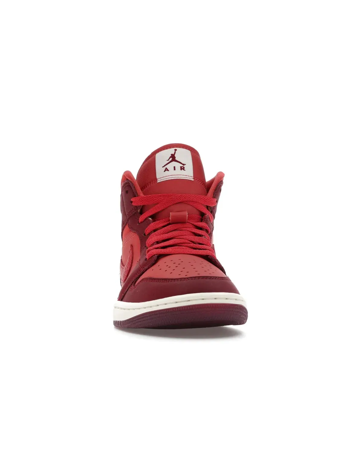 Женские кроссовки Lifestyle с красным принтом Jordan 1 Mid SE — изображение 2 из 4, красный/красный/красный