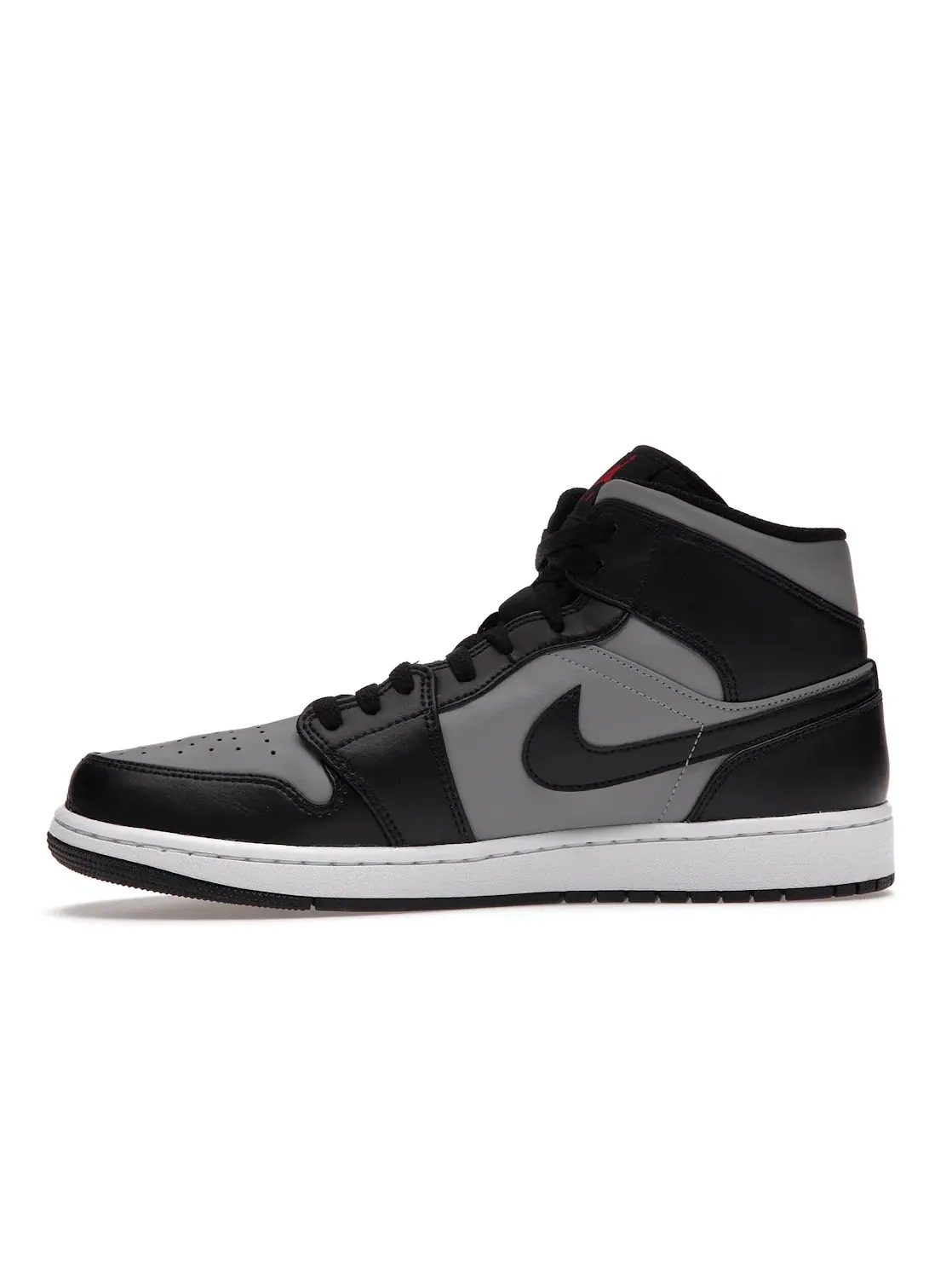 Мужские кроссовки с кожаным верхом Jordan 1 Mid — изображение 3 из 4, черный/красный-серый
