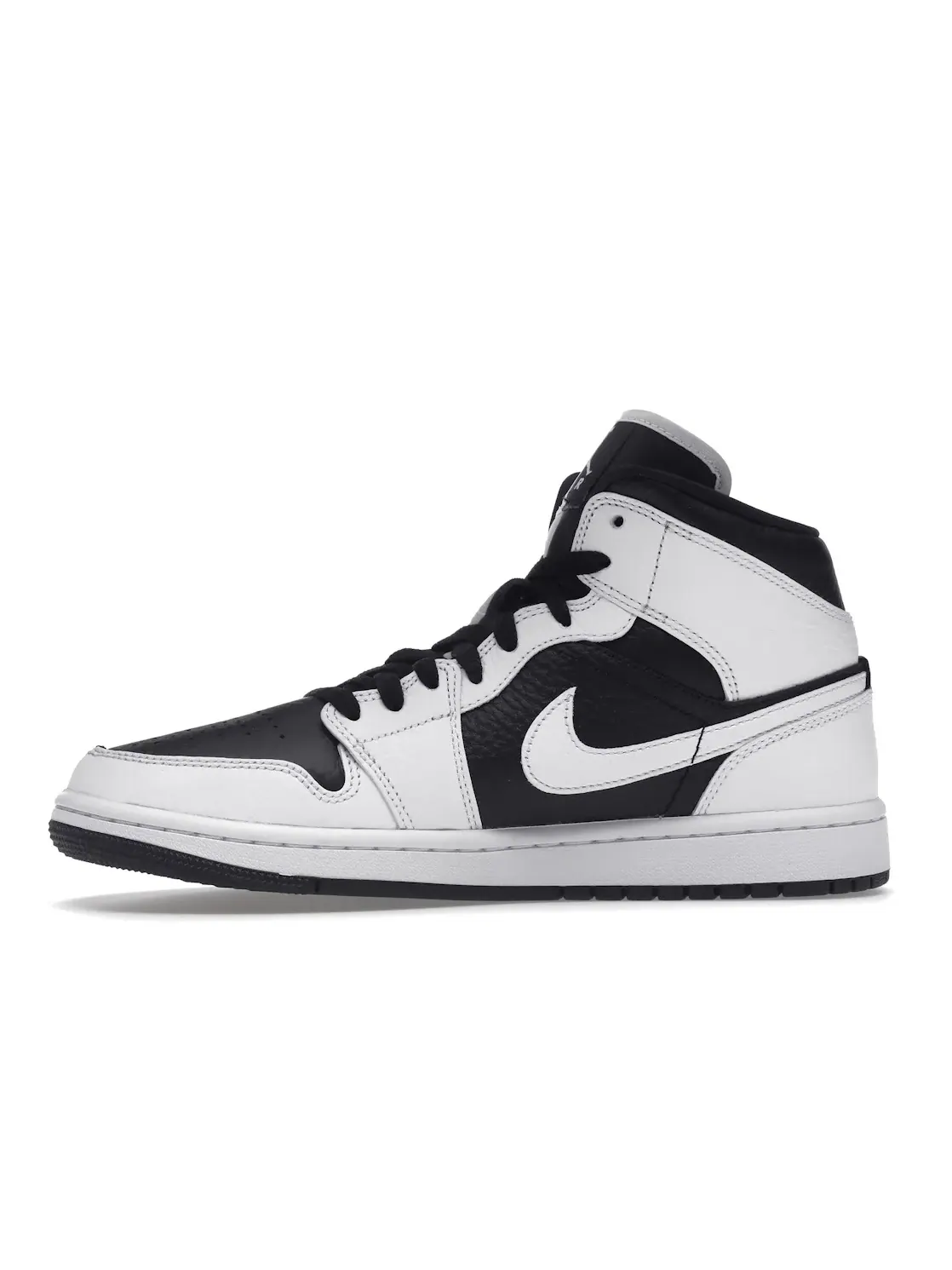 Женские кроссовки с раздвоенным дизайном Jordan 1 Mid Split Jordan — изображение 3 из 4, белый/белый/черный
