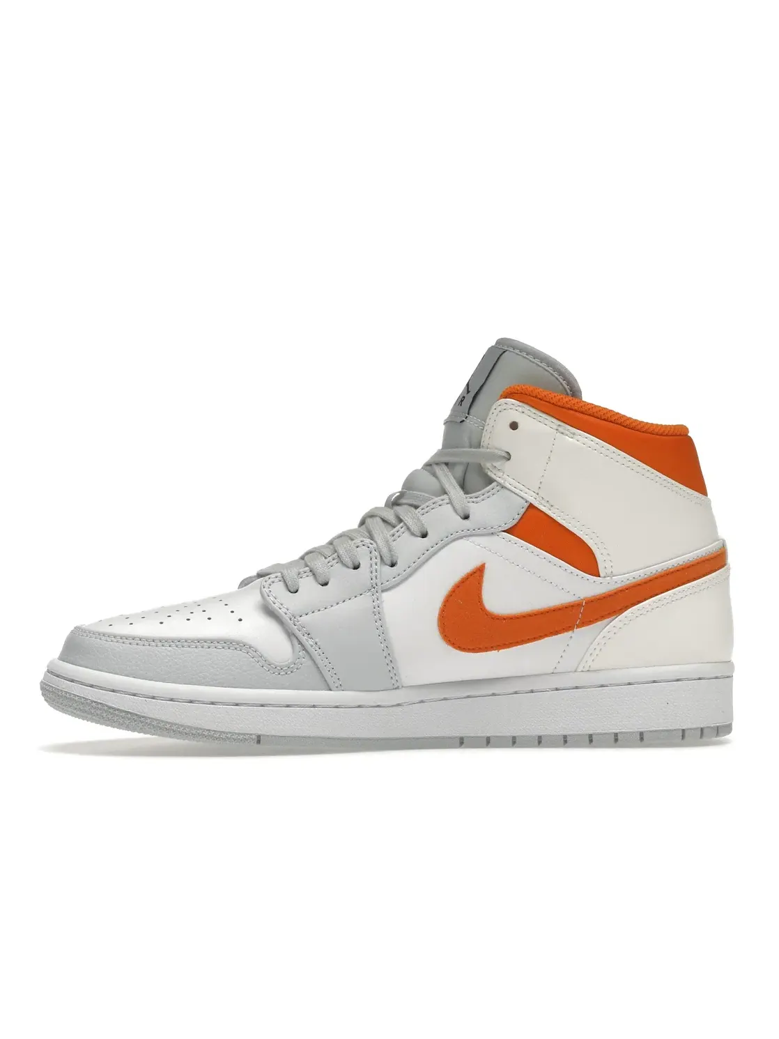 Мужские кроссовки с кожаным верхом Jordan 1 Mid Jordan — изображение 3 из 4, белый/-платиновый