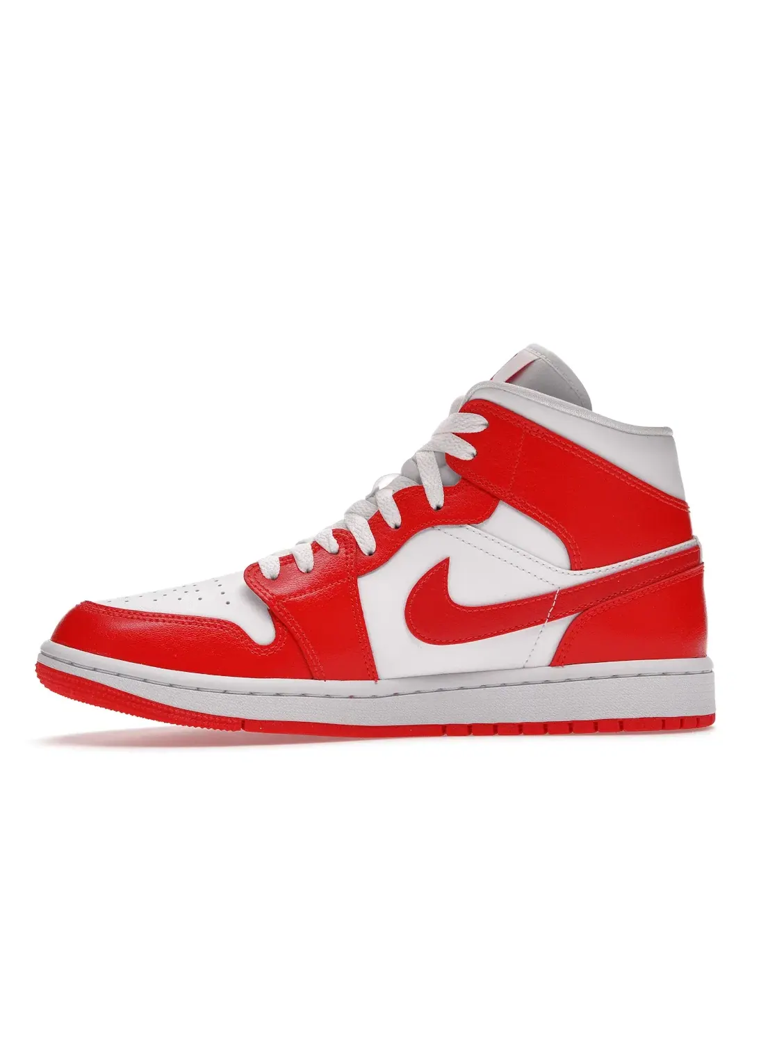 Женские кроссовки с кожаным верхом Jordan 1 Mid Jordan — изображение 3 из 4, белый/белый/красный