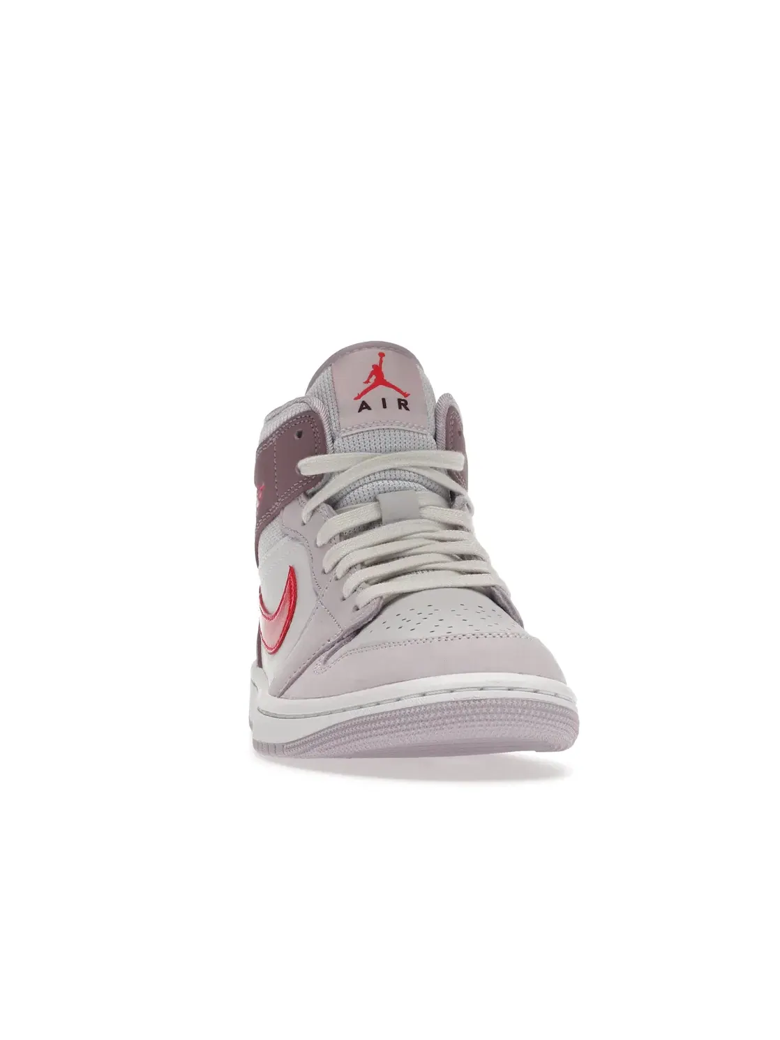 Женские кроссовки Lifestyle с принтом Jordan 1 Mid Jordan — изображение 2 из 4, белый/розовый