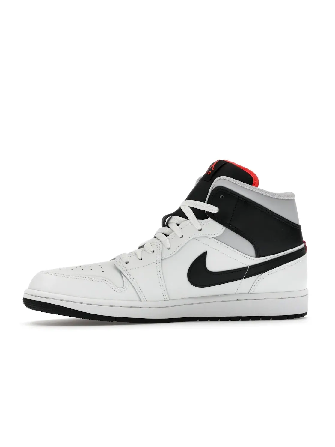 Мужские кроссовки с кожаным верхом Jordan 1 Mid — изображение 3 из 4, белый/серый//черный