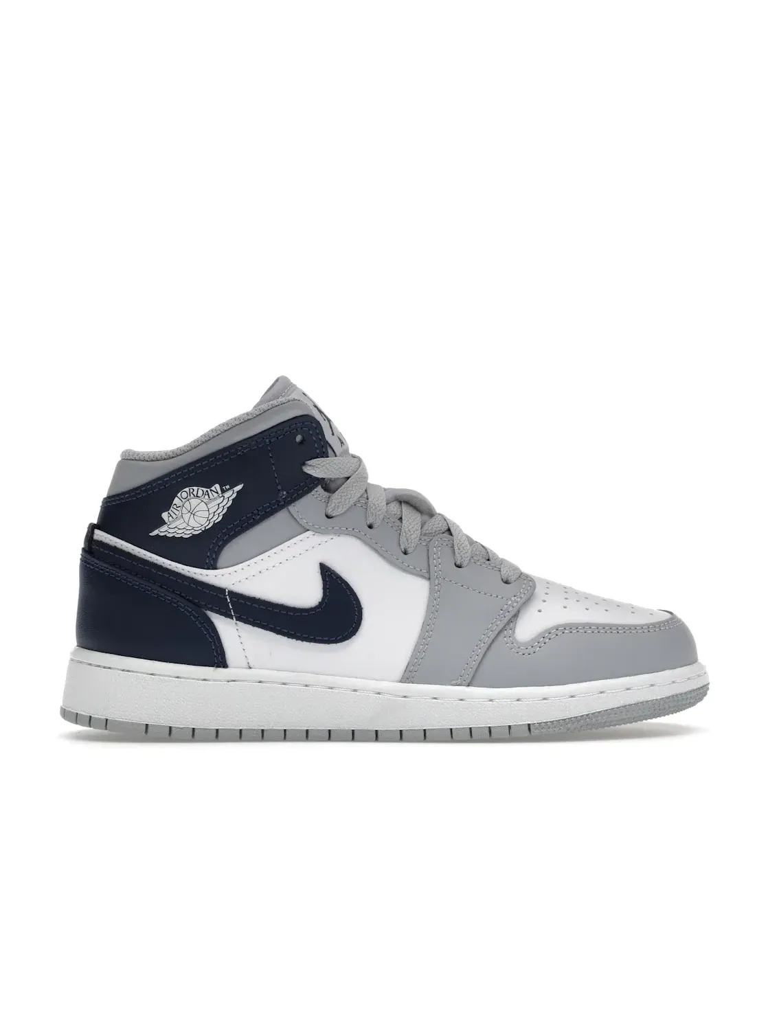 Детские кроссовки Lifestyle Jordan 1 Mid Jordan — изображение 1 из 4, белый/серый/темно-синий