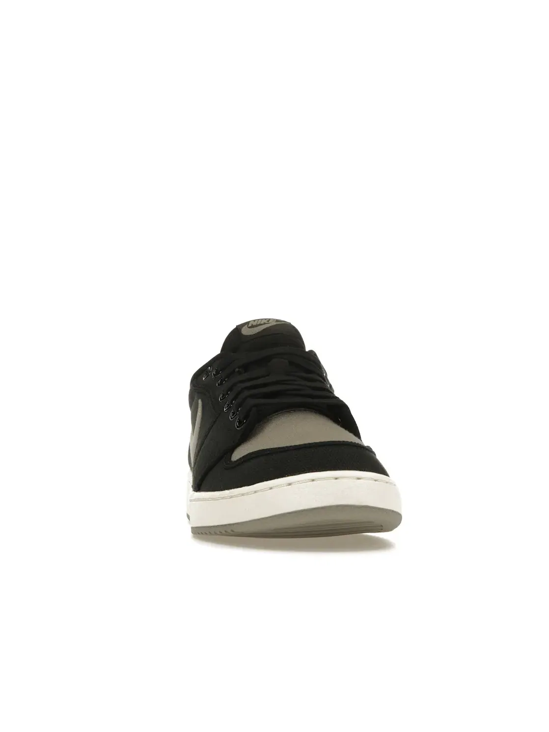 Мужские кроссовки с низкой посадкой Jordan 1 Retro AJKO Low Jordan — изображение 2 из 4, черный//серый