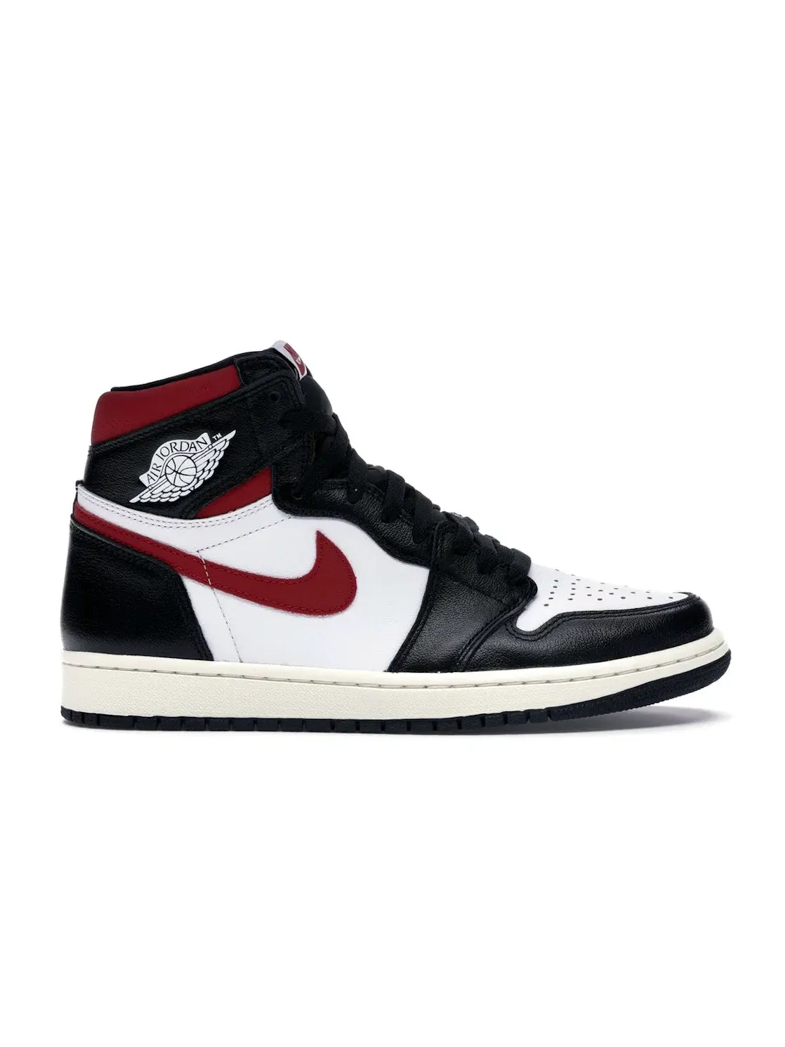 Мужские кроссовки высокий с цветовой блокировкой Jordan 1 Retro High Jordan — изображение 1 из 4, черный/красный-белый