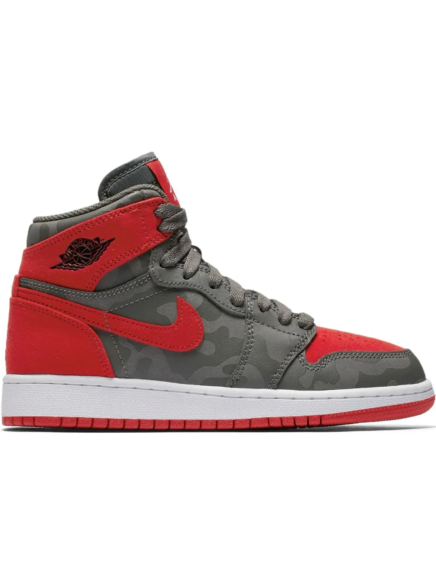 Детские кроссовки Lifestyle с принтом Jordan 1 Retro High Camo 3M Bred Jordan — изображение 1 из 1