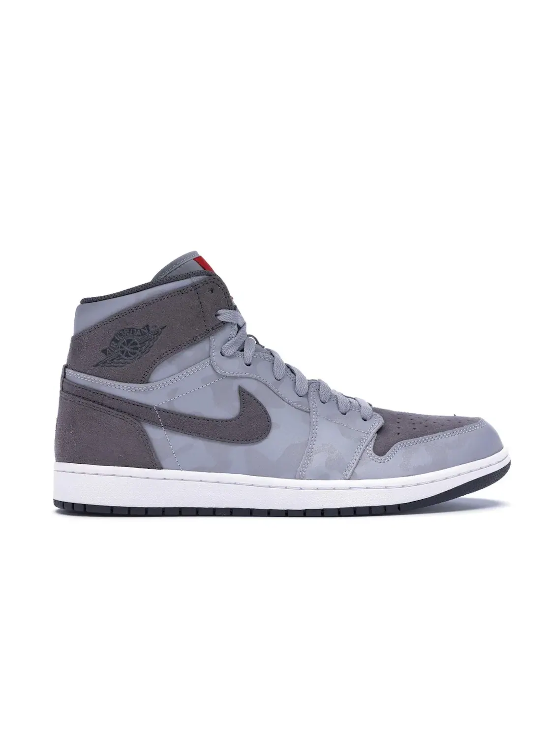 Мужские кроссовки lifestyle с камуфляжным принтом Jordan 1 Retro High Jordan — изображение 1 из 4