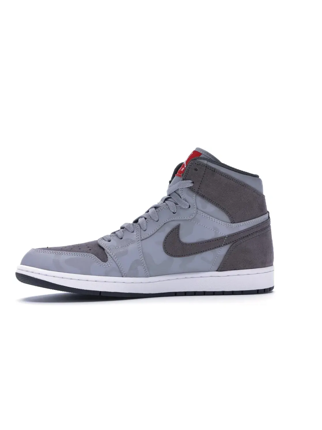 Мужские кроссовки lifestyle с камуфляжным принтом Jordan 1 Retro High Jordan — изображение 3 из 4
