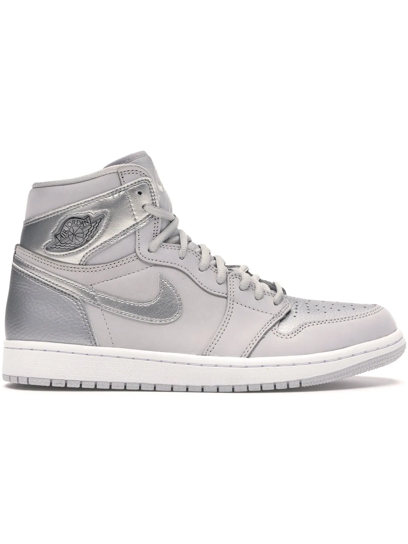 Мужские кроссовки с замшевым и кожаным верхом Jordan 1 Retro High — изображение 1 из 2