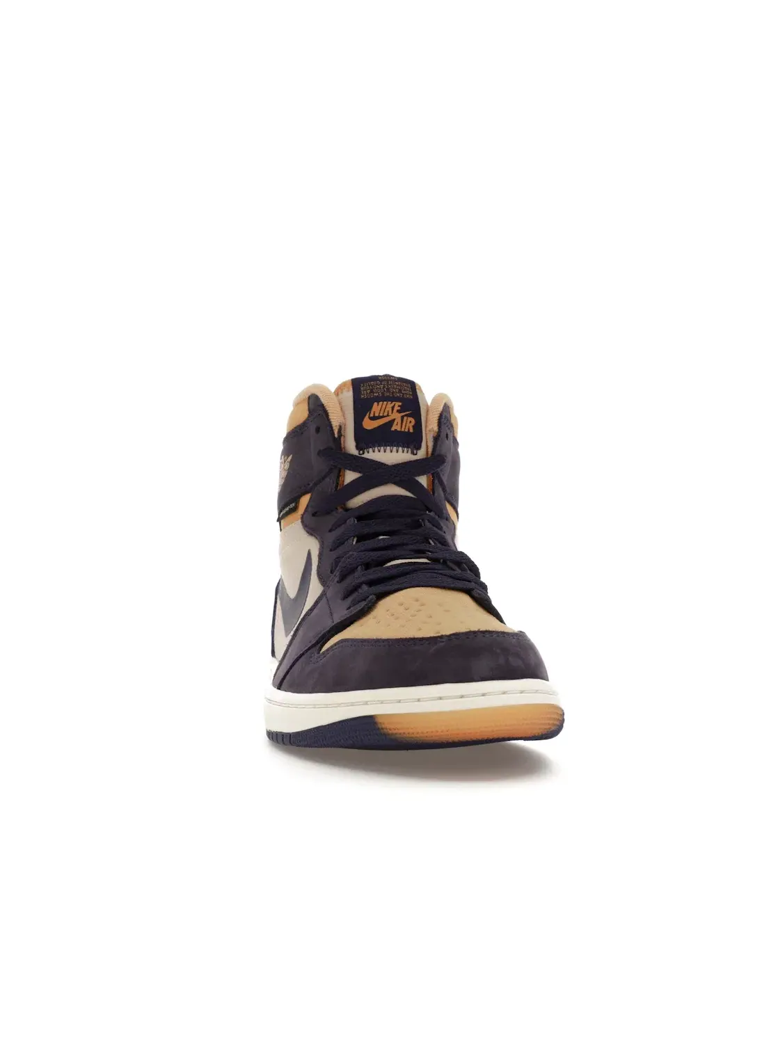 Мужские кроссовки высокие с технологией Gore-Tex Jordan 1 Retro High Element Jordan — изображение 2 из 4