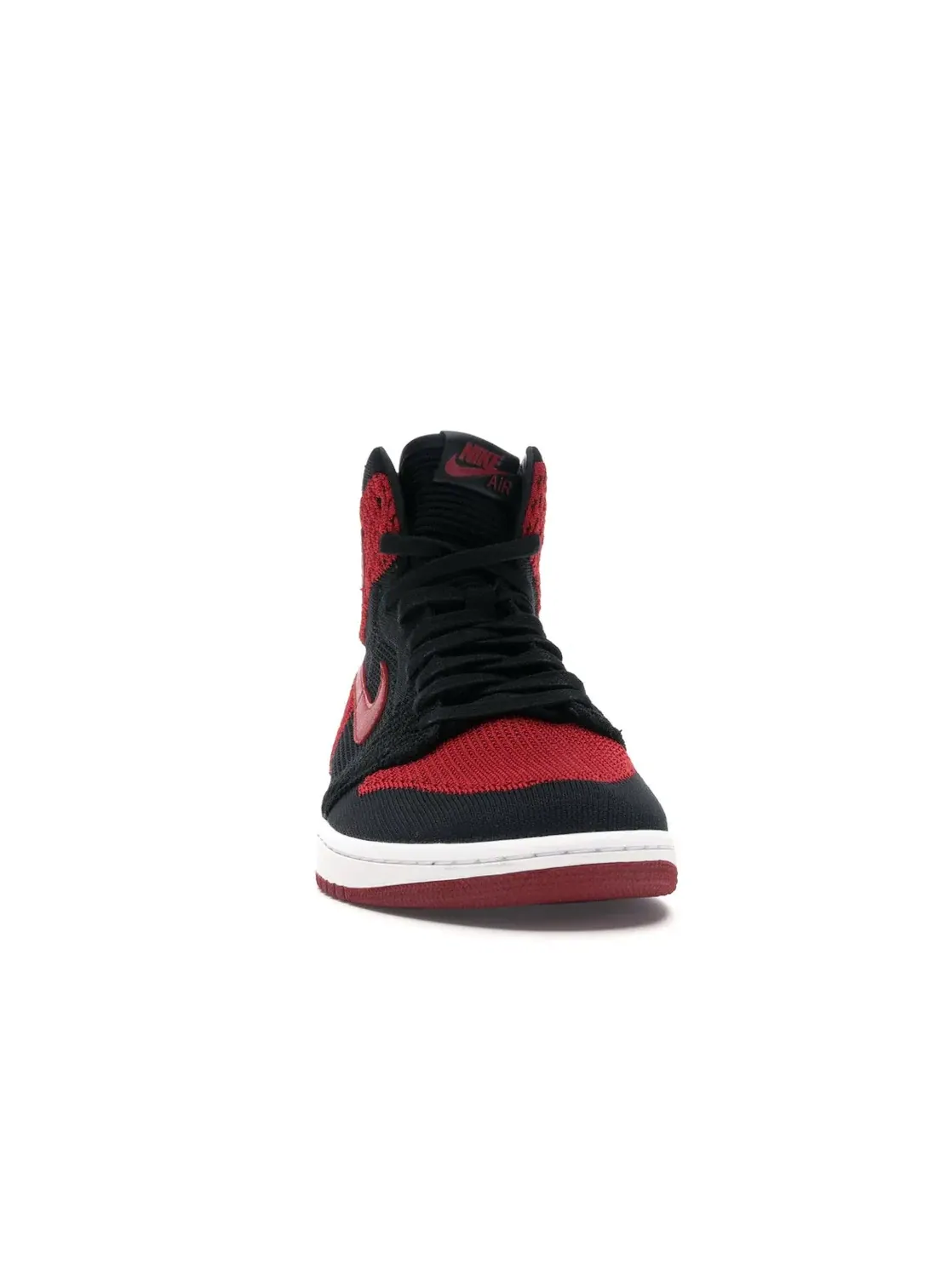 Мужские кроссовки Flyknit Jordan 1 Retro High Flyknit Jordan — изображение 2 из 4, черный/красный-белый
