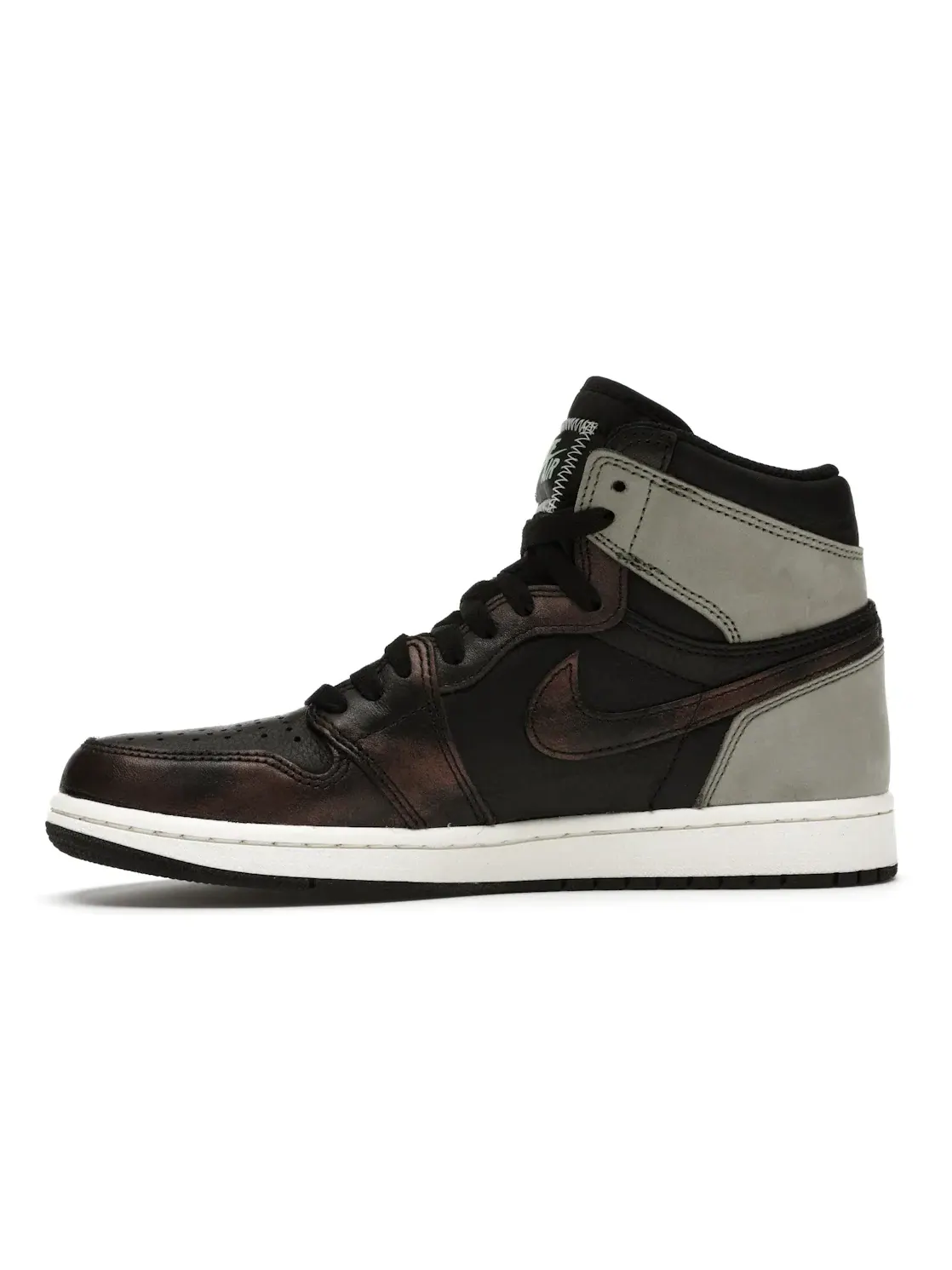 Мужские кроссовки Lifestyle с замшевыми вставками Jordan 1 Retro High Jordan — изображение 3 из 4, черный серый