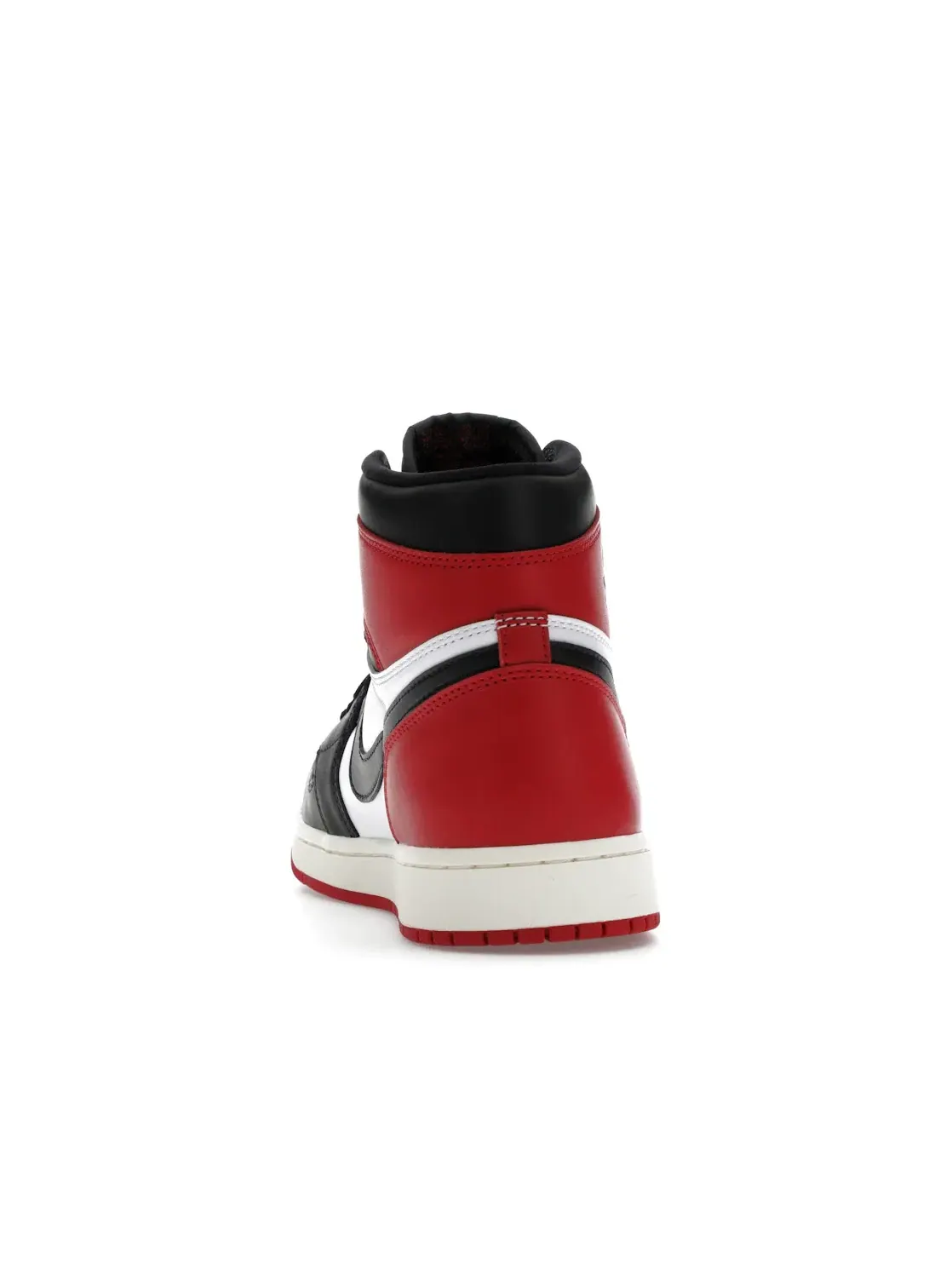 Мужские кроссовки с обновленным дизайном Jordan 1 Retro High OG Jordan — изображение 4 из 4