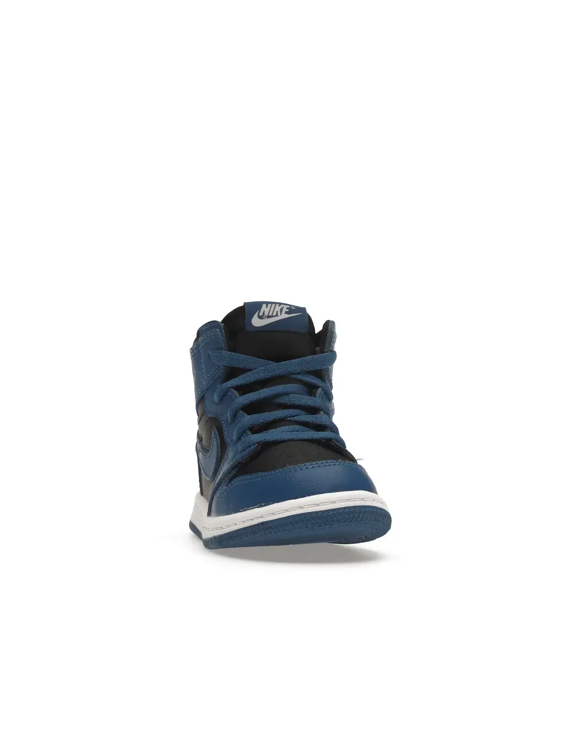 Детские кроссовки Lifestyle с высоким верхом Jordan 1 Retro High OG — изображение 2 из 4