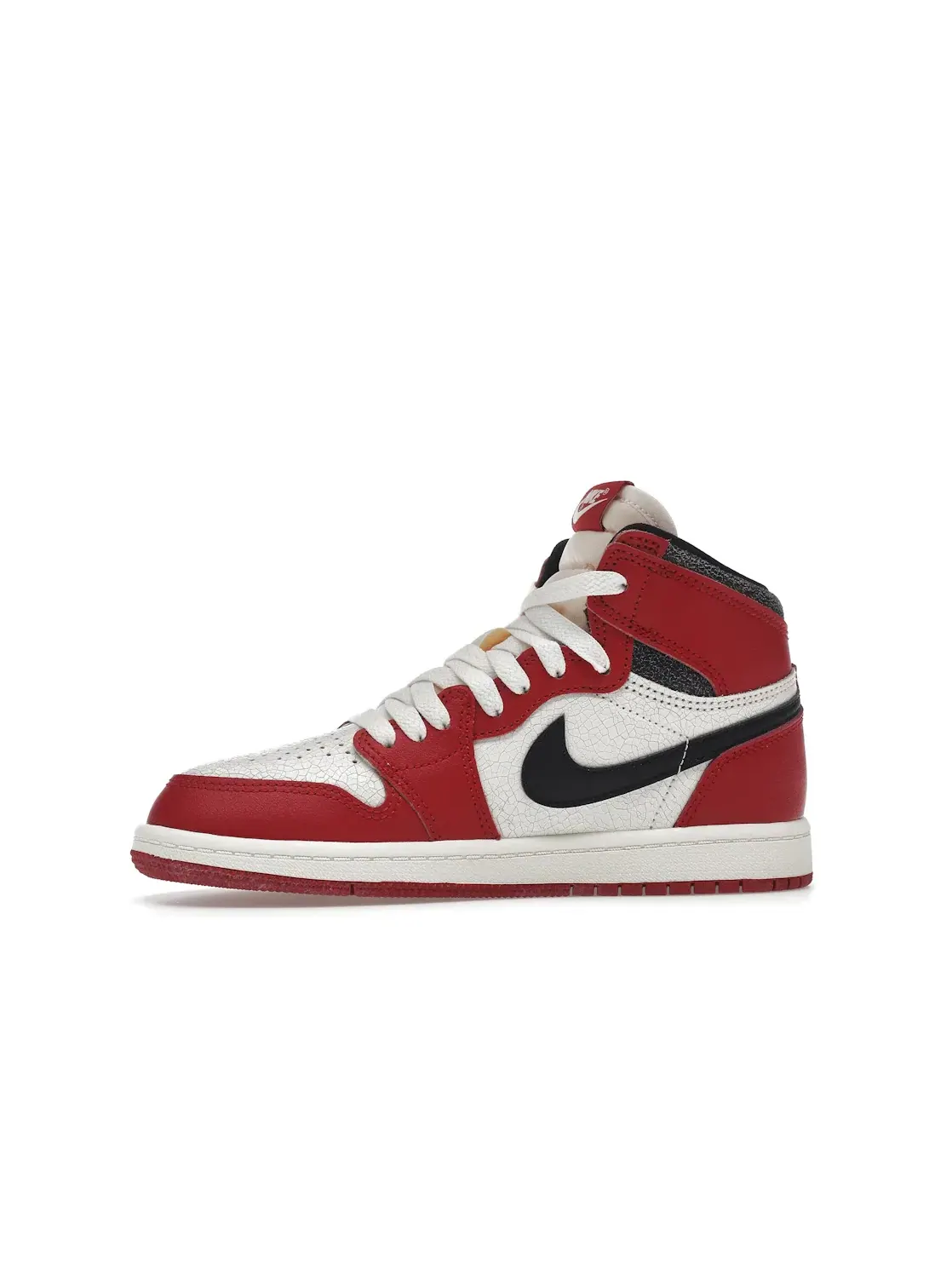 Детские кроссовки с кожаным верхом Jordan 1 Retro High OG — изображение 3 из 4, красный/черный