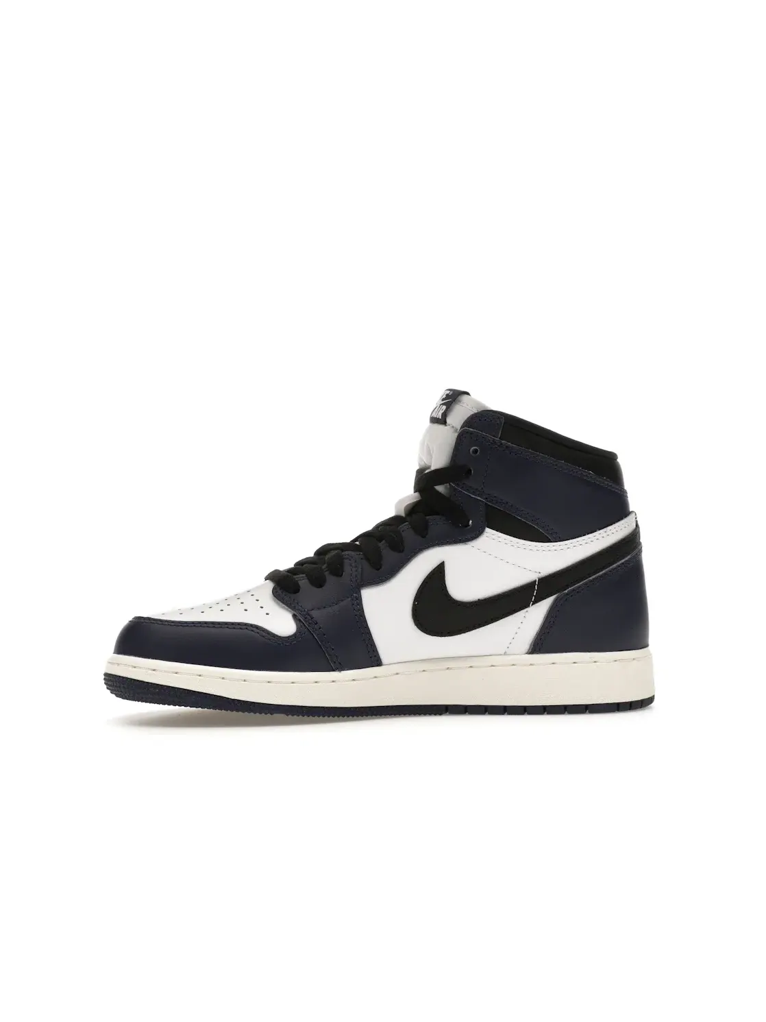 Детские кроссовки высокие с классическим дизайном Jordan 1 Retro High OG Jordan — изображение 3 из 4