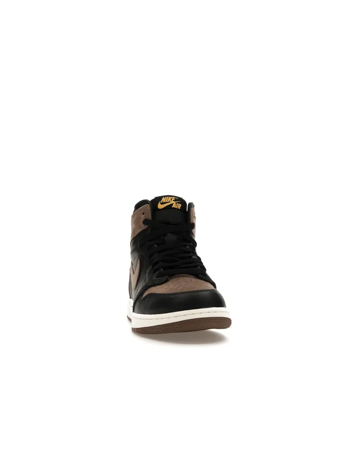 Детские кроссовки высокие с замшевыми накладками Jordan 1 Retro High OG — изображение 2 из 4
