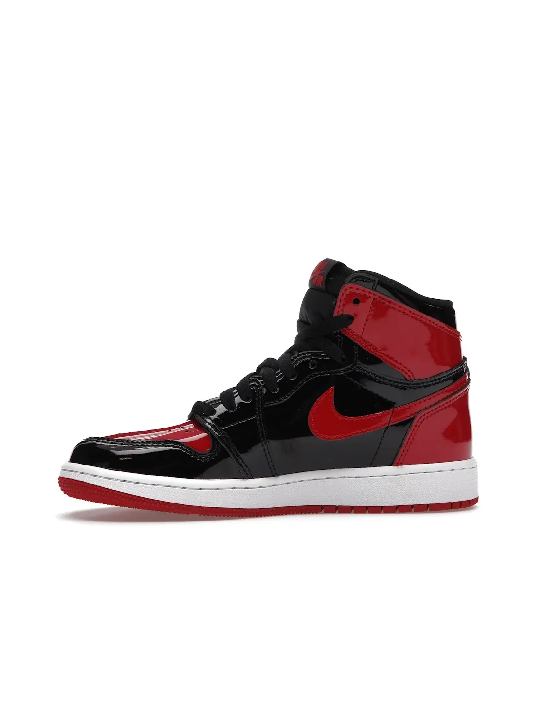 Детские кроссовки с патентованной кожи Jordan 1 Retro High OG, Bred Patent GS Jordan — изображение 3 из 4
