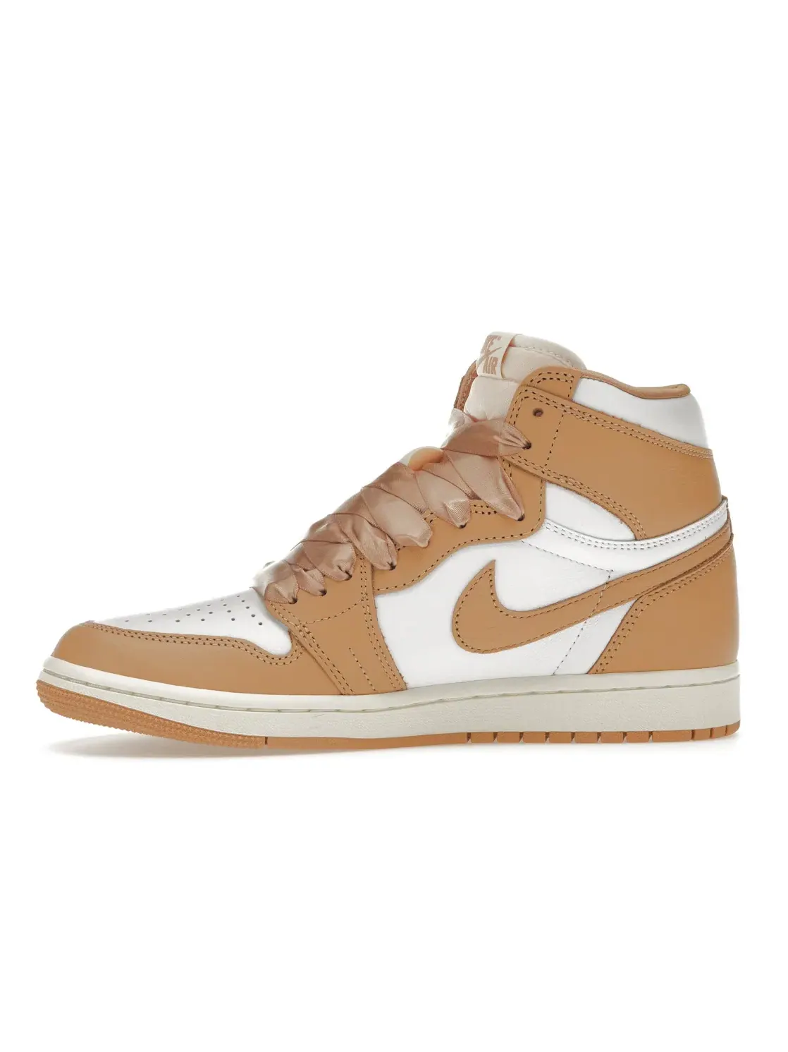 Женские кроссовки для активного отдыха Jordan 1 Retro High OG Praline — изображение 3 из 4, белый