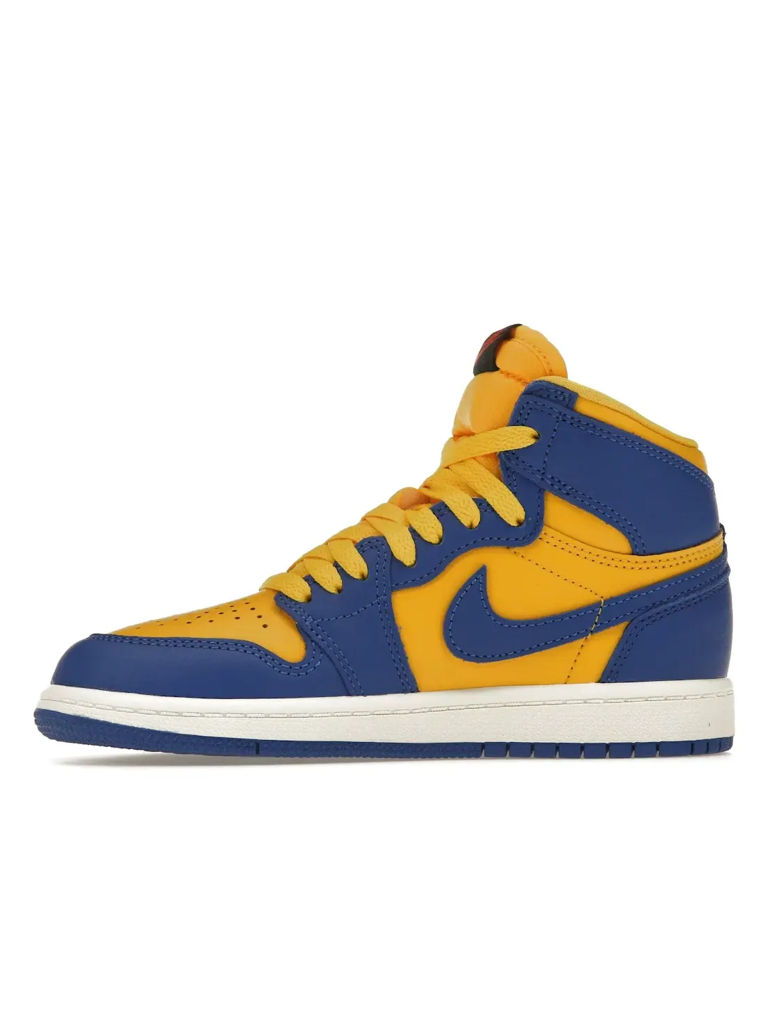 Детские кроссовки с высоким верхом Jordan 1 Retro High OG — изображение 3 из 4, черный/красный