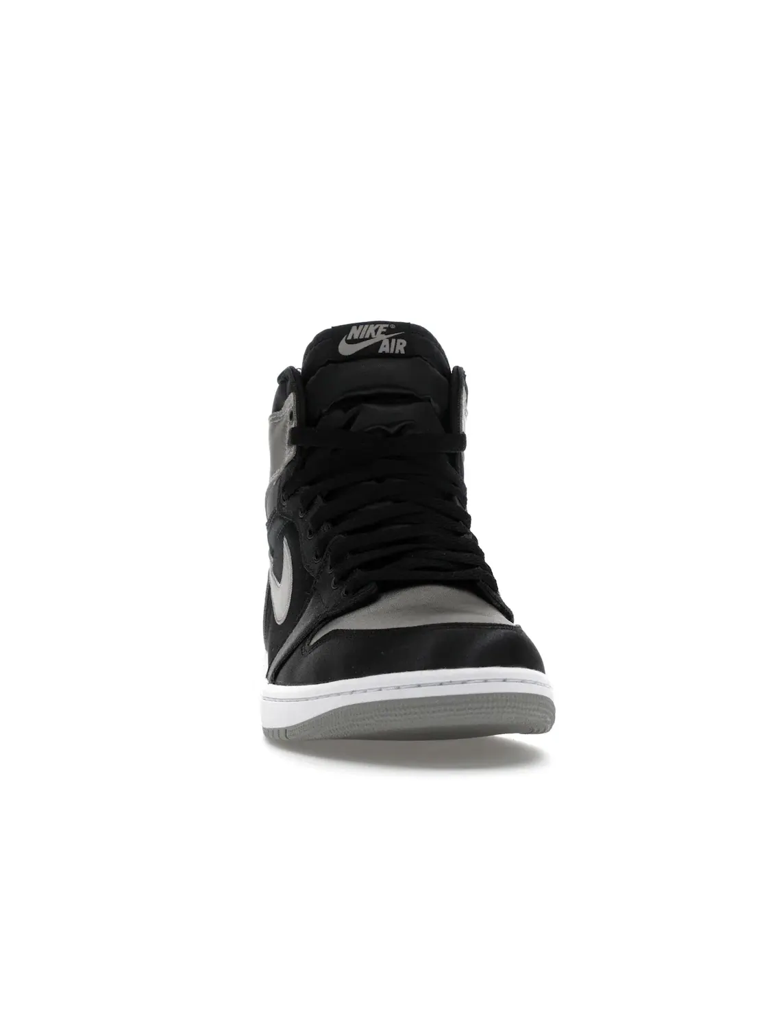 Женские кроссовки с атласным верхом Jordan 1 Retro High OG Jordan — изображение 2 из 4, черный/серый-белый