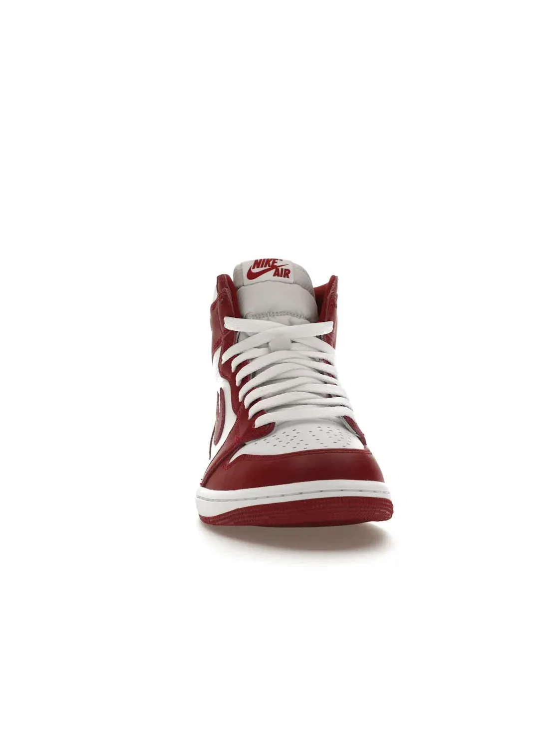 Мужские кроссовки для активного отдыха с кожаным верхом Jordan 1 Retro High OG — изображение 2 из 4, белый/красный