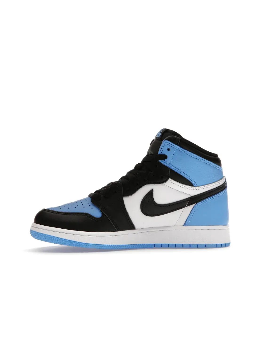 Детские кроссовки с перфорированным носком Jordan 1 Retro High OG Jordan — изображение 3 из 4, синий/черный/белый