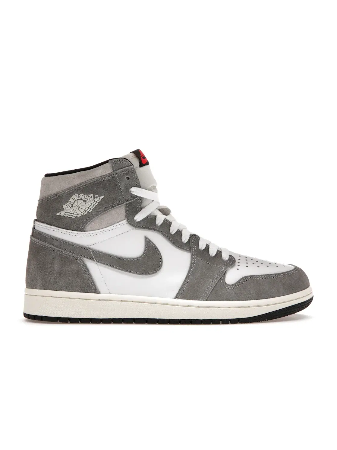 Мужские кроссовки Lifestyle с состаренным дизайном Jordan 1 Retro High OG — изображение 1 из 4