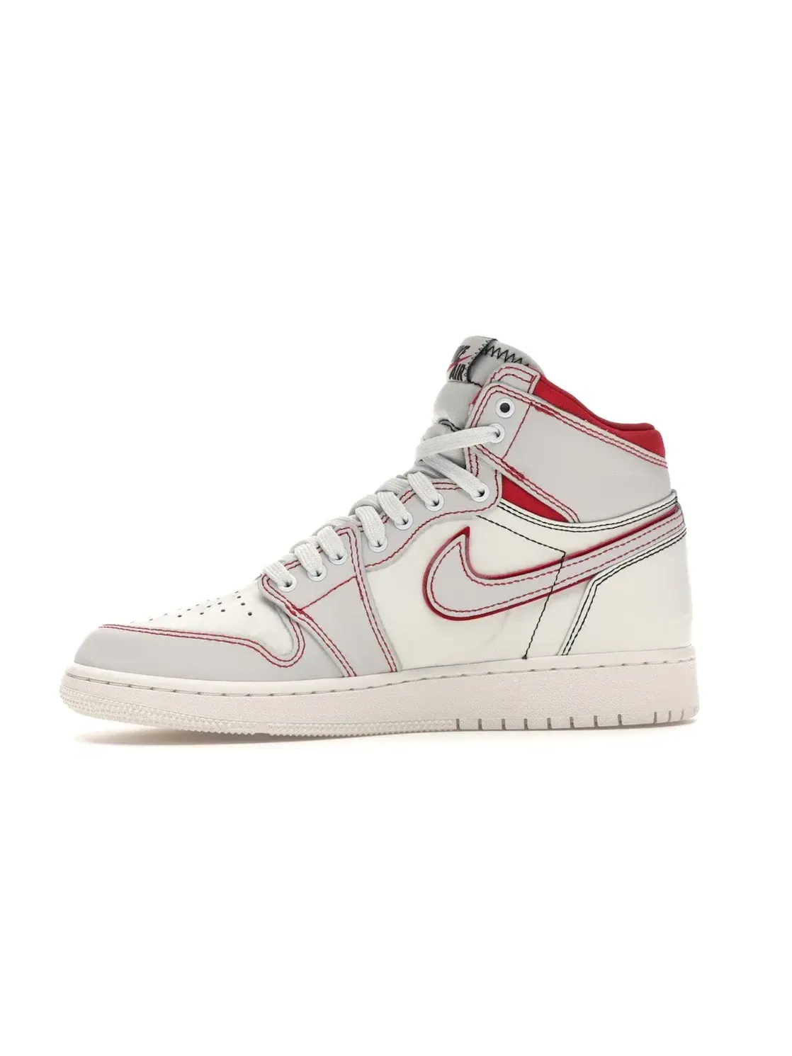Детские кроссовки с кожаным верхом Jordan 1 Retro High — изображение 3 из 4, черный--красный-красный